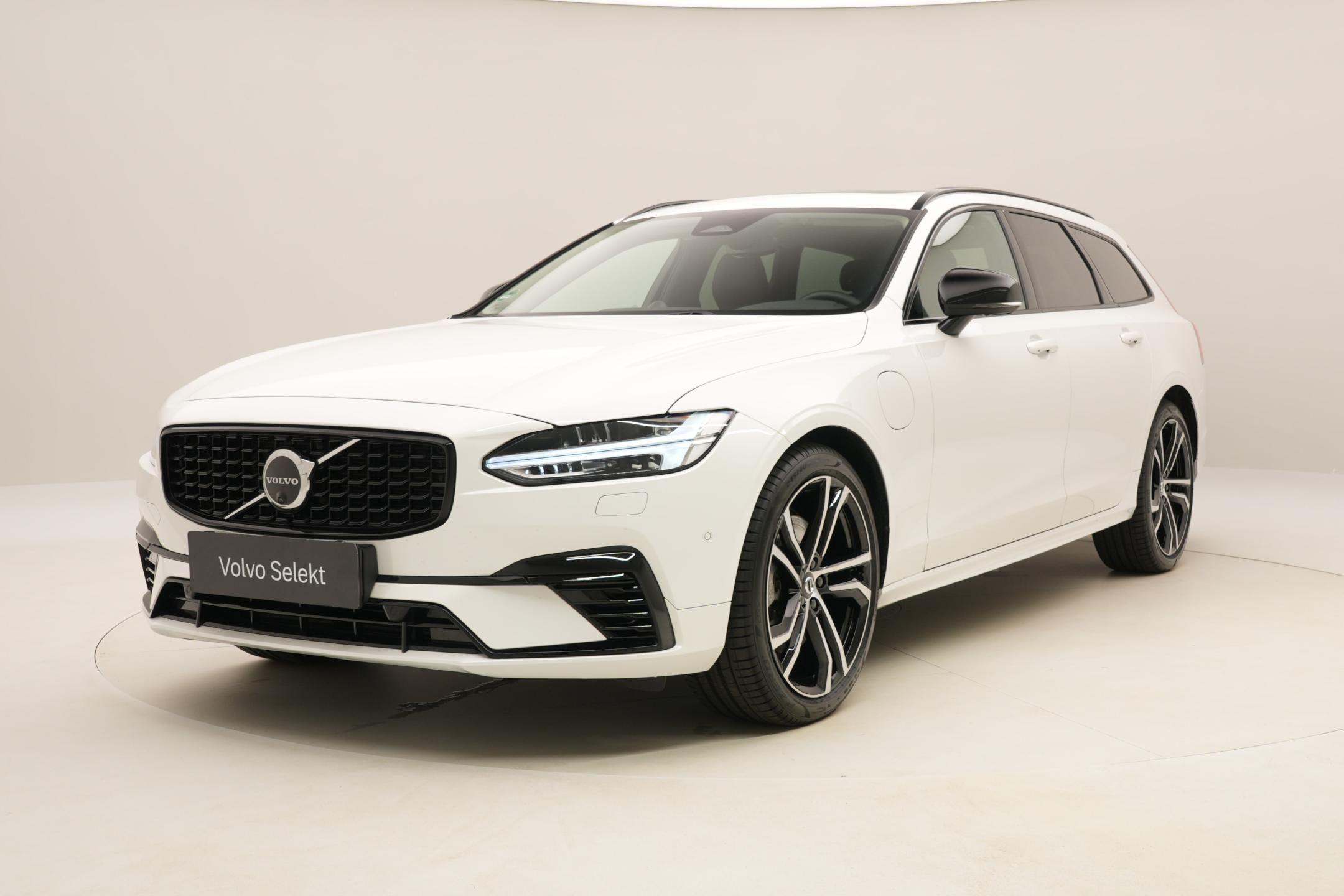 Volvo V90, T8 AWD RECHARGE DARK ULTRA CZ