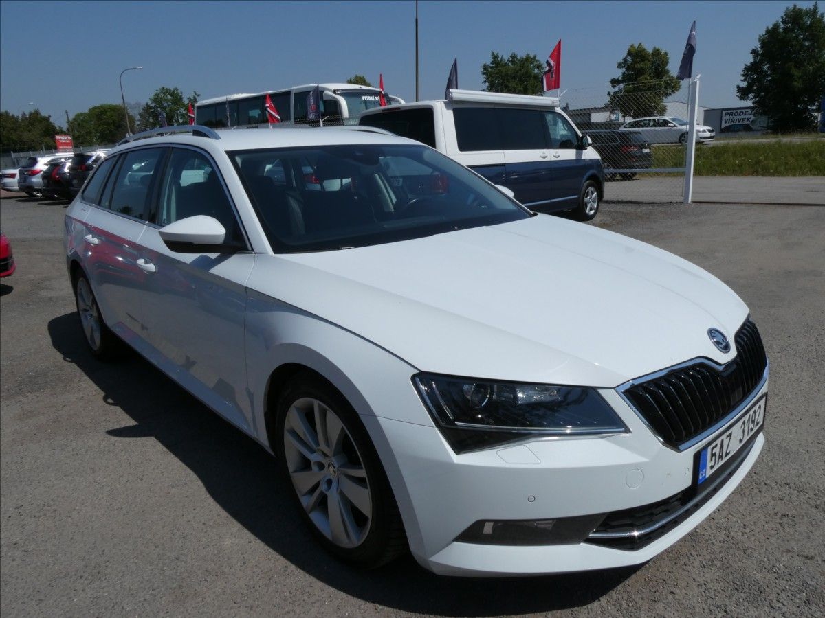Škoda Superb, 2,0 TDi 140kW DSG 4x4,STYLE,ČR