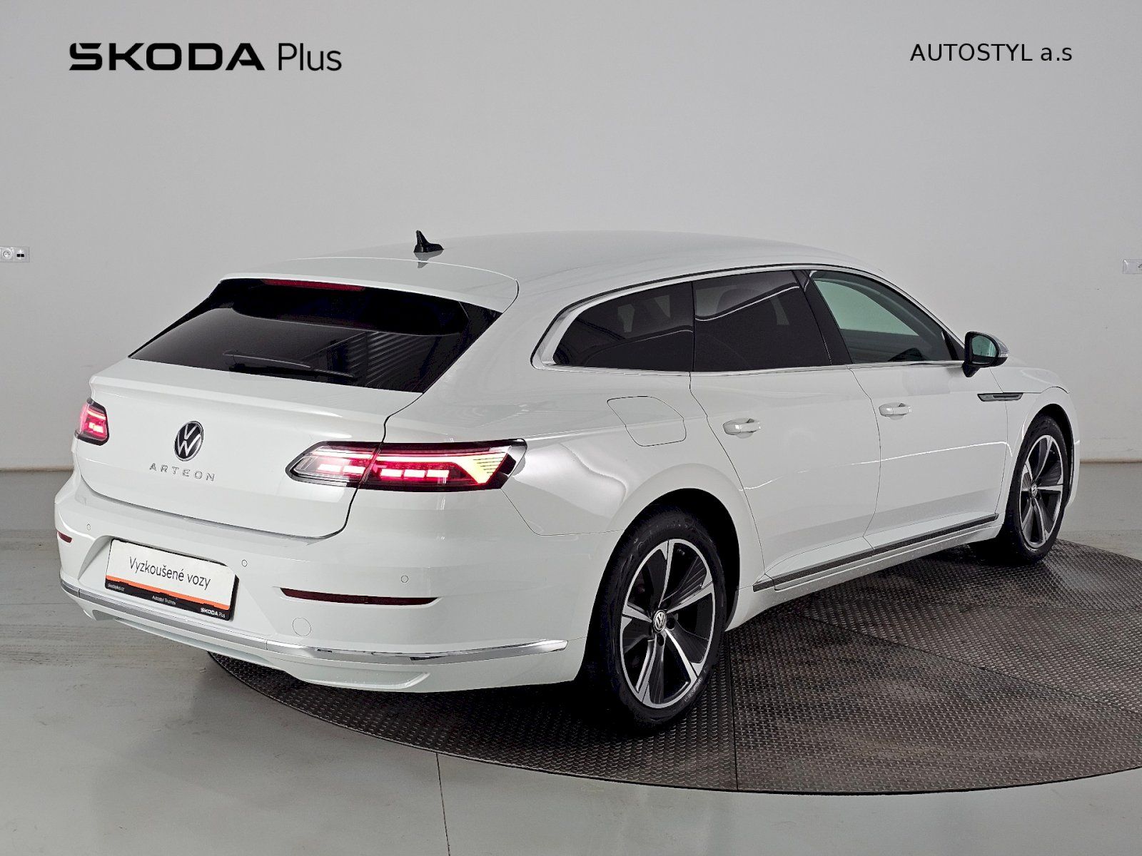 Volkswagen Arteon Shooting Brake, 2.0TDi 110kW DSG ELEGANCE - fotka 2