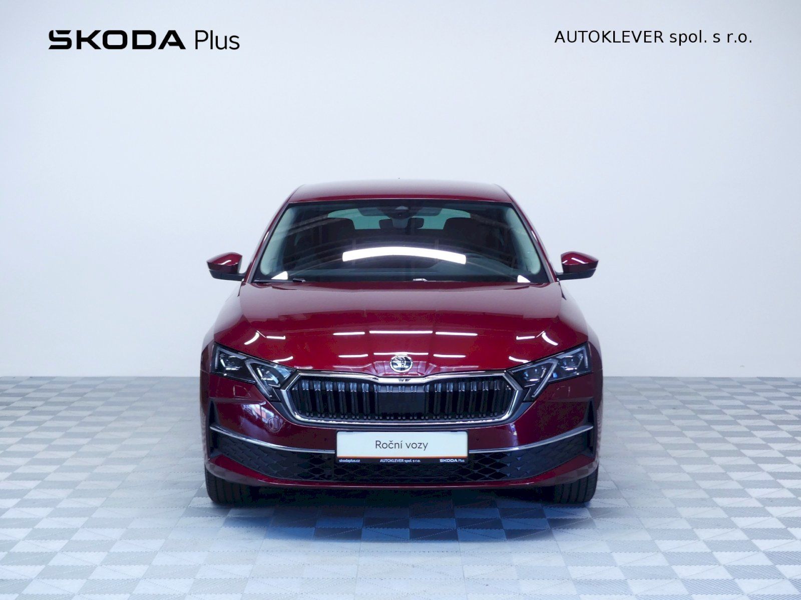 Škoda Octavia, Top Selection DSG 1.5TSI 110kW - fotka 4