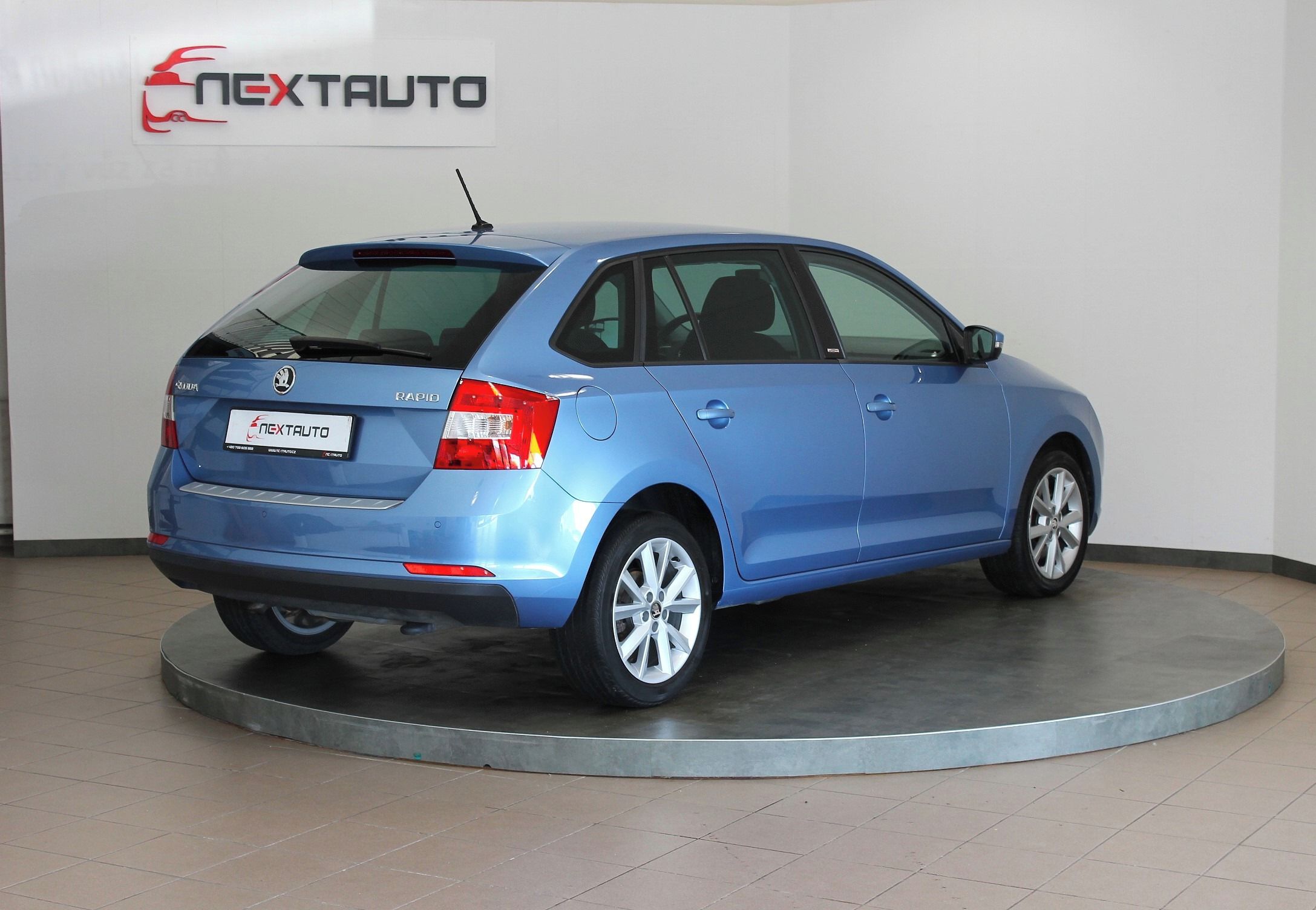 Škoda Rapid, 1.2 TSI 81kW JOY, 1.MAJITEL - fotka 5