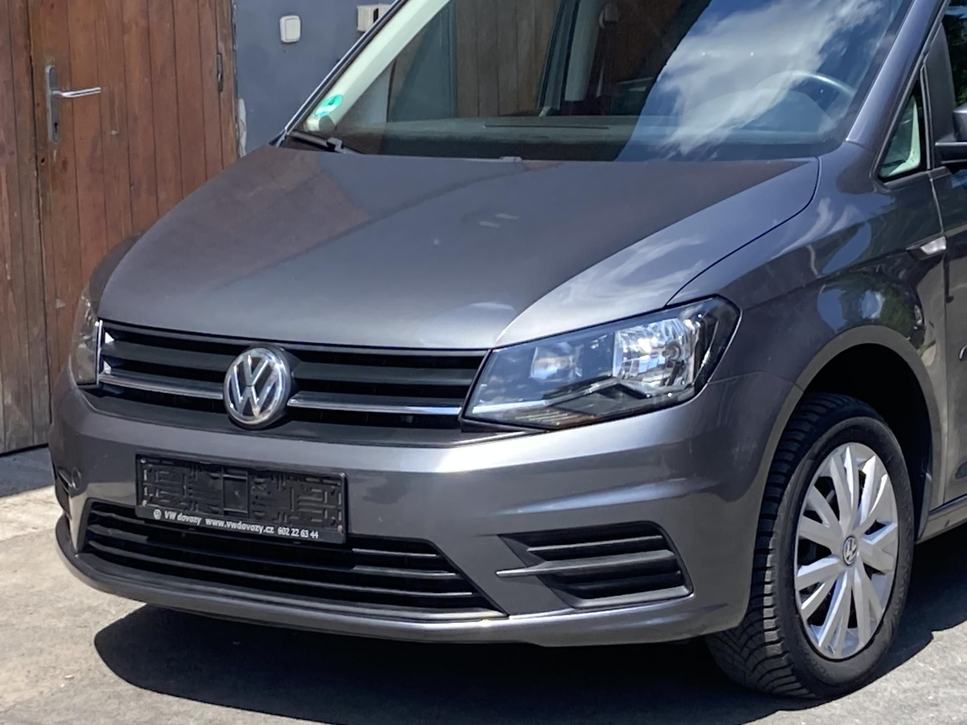 Volkswagen Caddy, MAXI 2,0TDi 7míst novérozvody - fotka 2