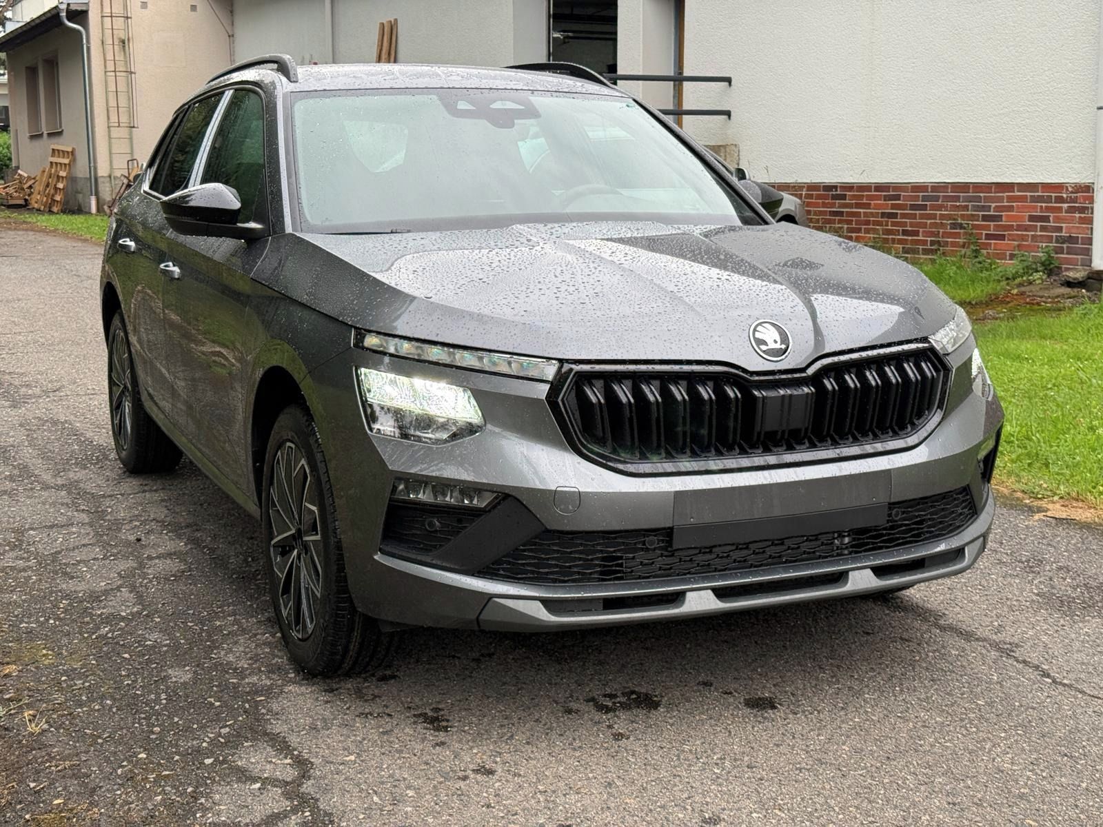 Škoda Kamiq, 1,0 TSI 85kW DSG Dynamic - fotka 4