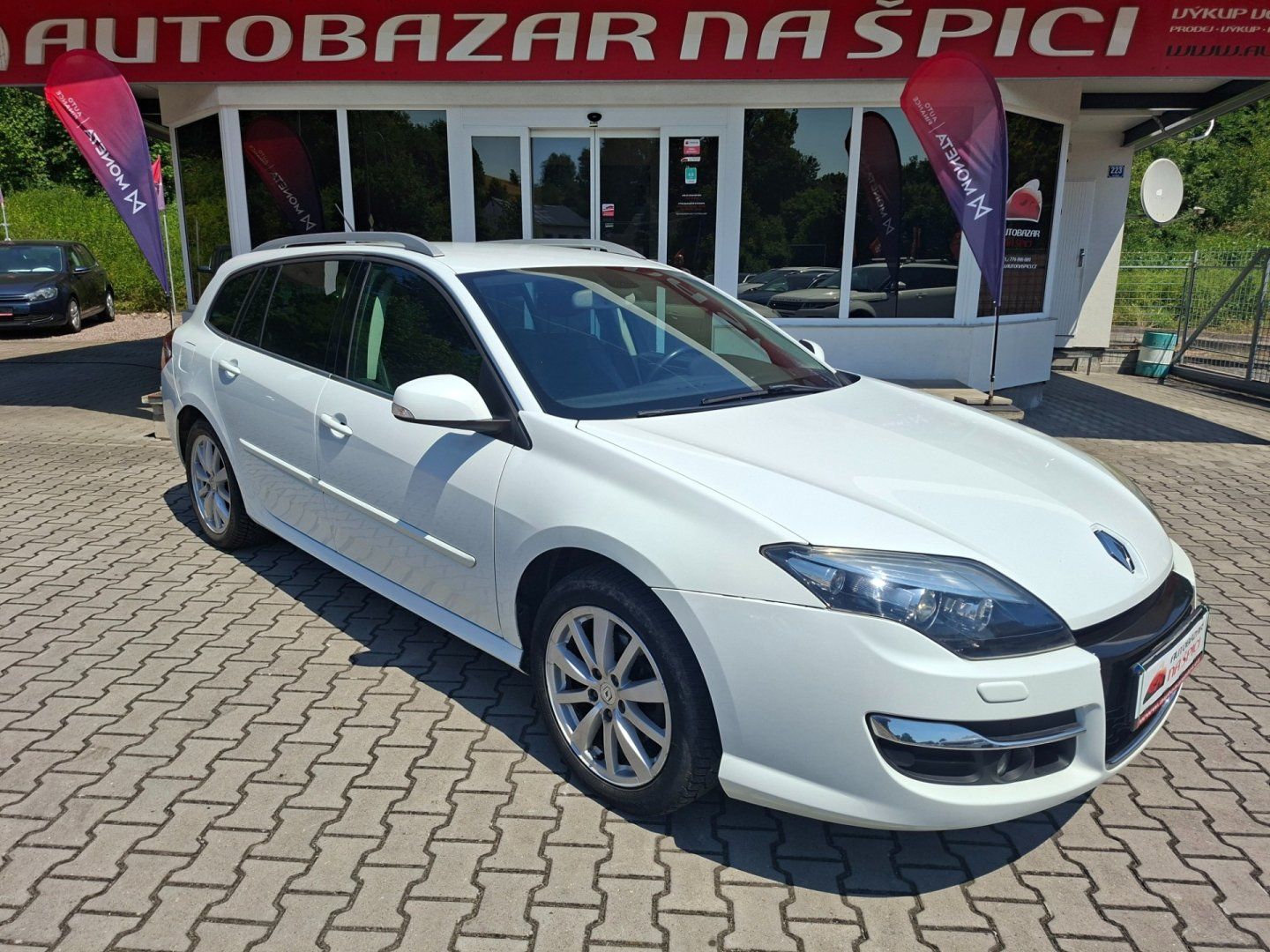 Renault Laguna, 2.0dCi 110kW BLACK EDITION - fotka 2
