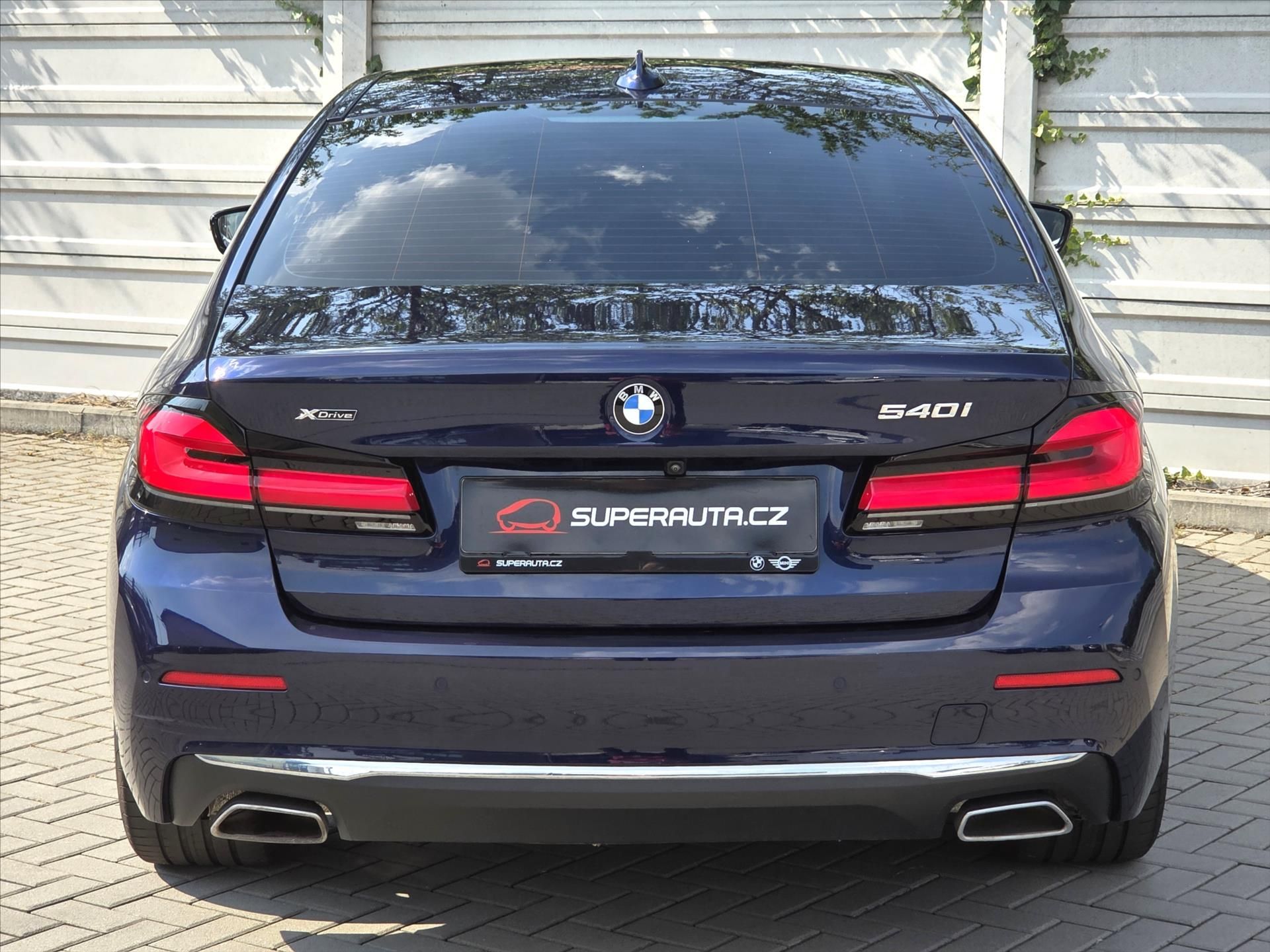 BMW Řada 5, 3,0 540i xDrive Luxury Laser H - fotka 5