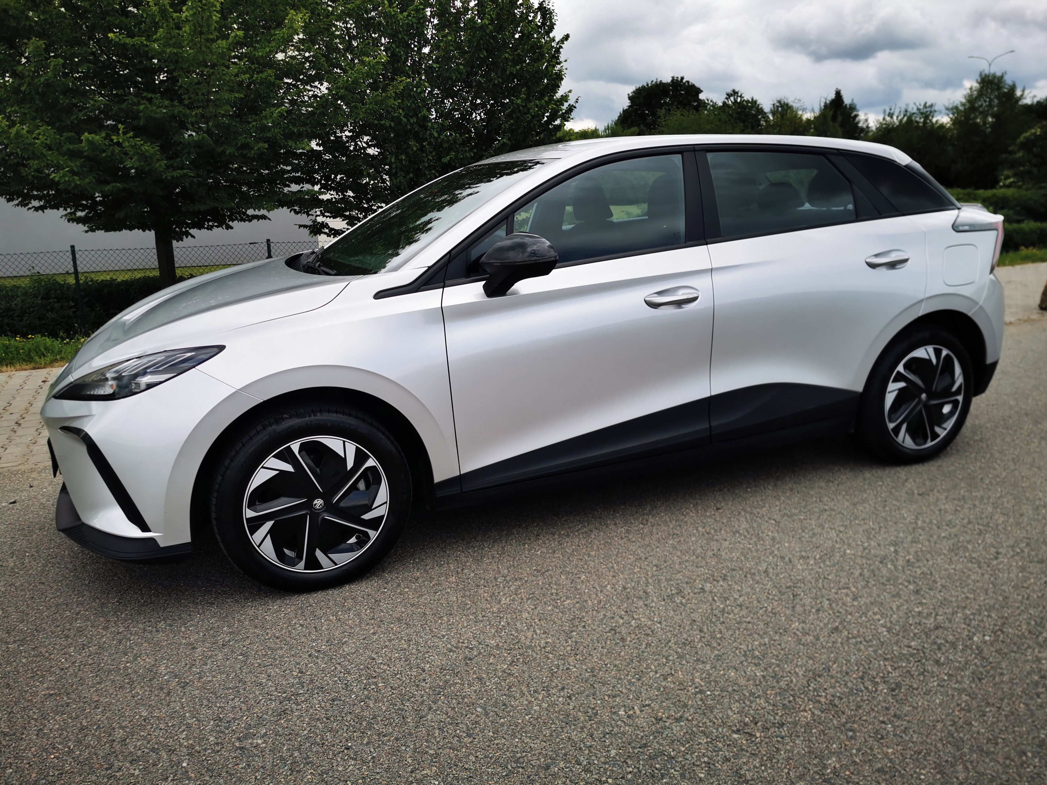 MG MG4, Emotion 125Kw, 51KW BAT. LFP - fotka 3