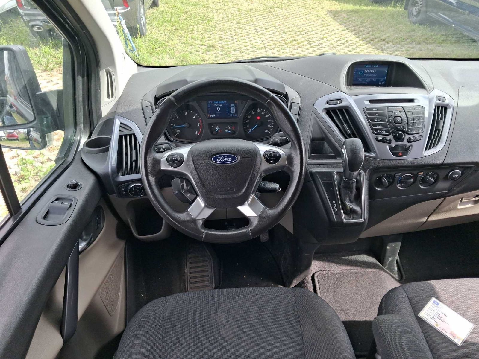 Ford Tourneo Custom, 2.0 EcoBlue, Titanium, Klima - fotka 3
