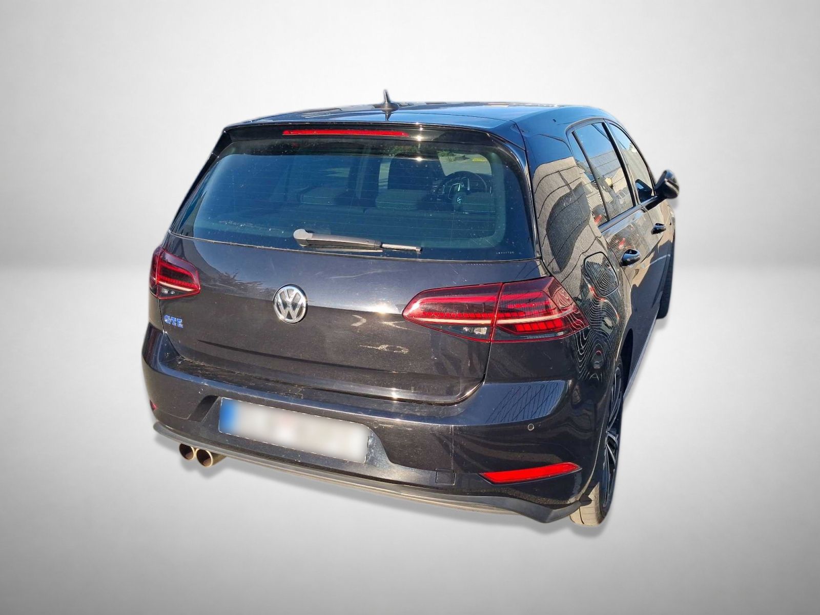 Volkswagen Golf, GTE, Automat - fotka 2