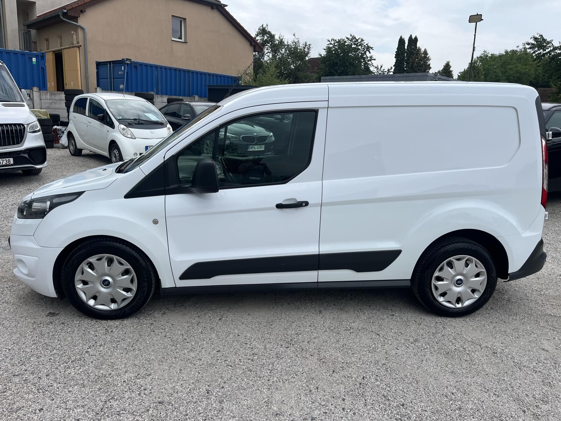 Ford Transit Connect, 1.6TDCi 85Kw Tažné - fotka 4