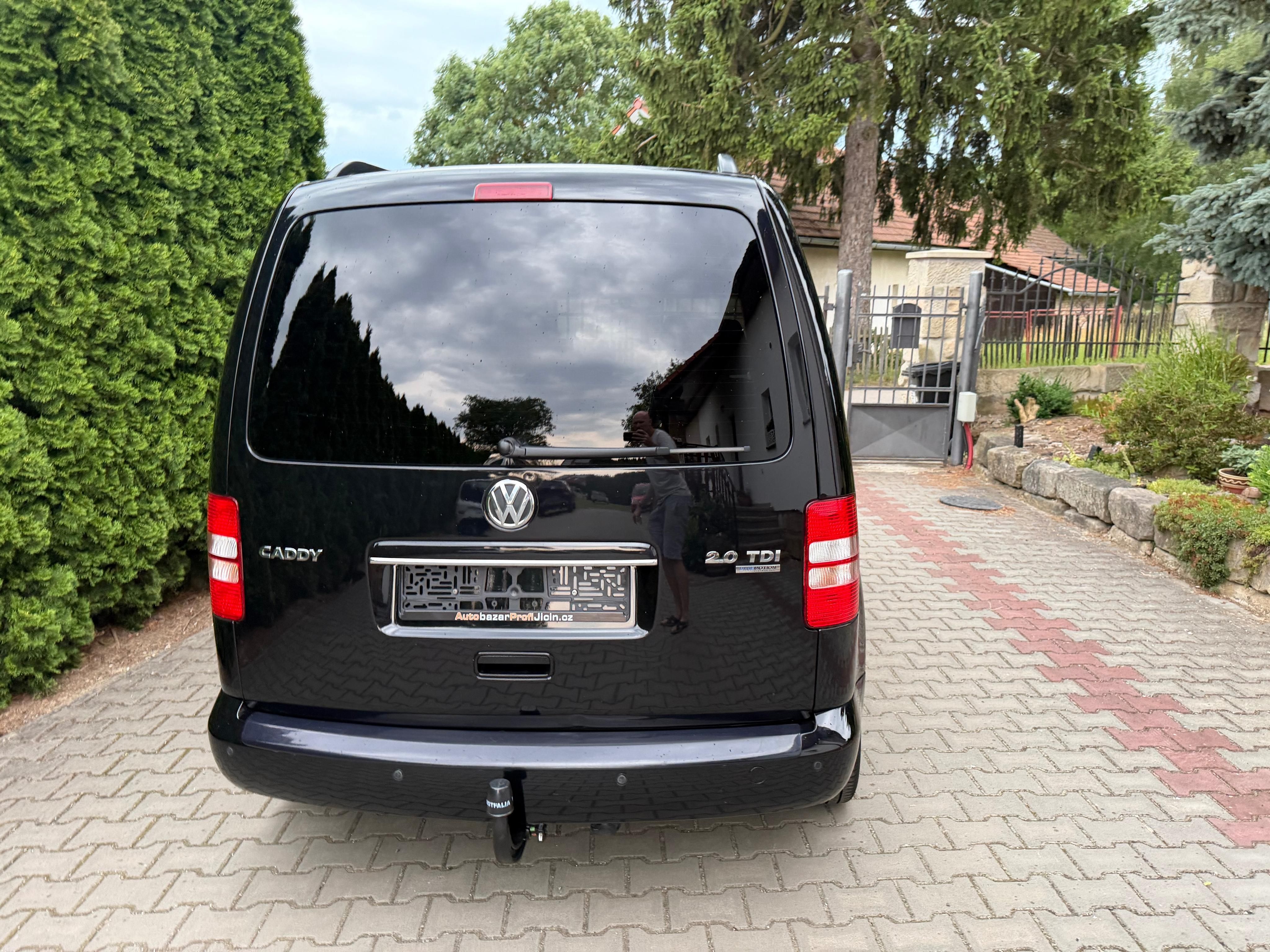 Volkswagen Caddy, 2,0 TDi/103 kw JAKO-O edice - fotka 5