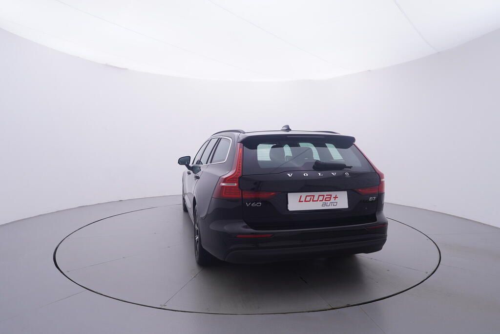 Volvo V60, CORE 2.0 120 kW - fotka 4