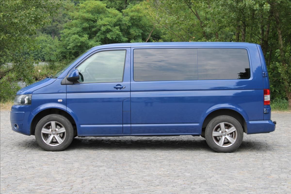 Volkswagen Transporter, 2.0 TDI / 9Míst / 140PS / Tažn - fotka 6