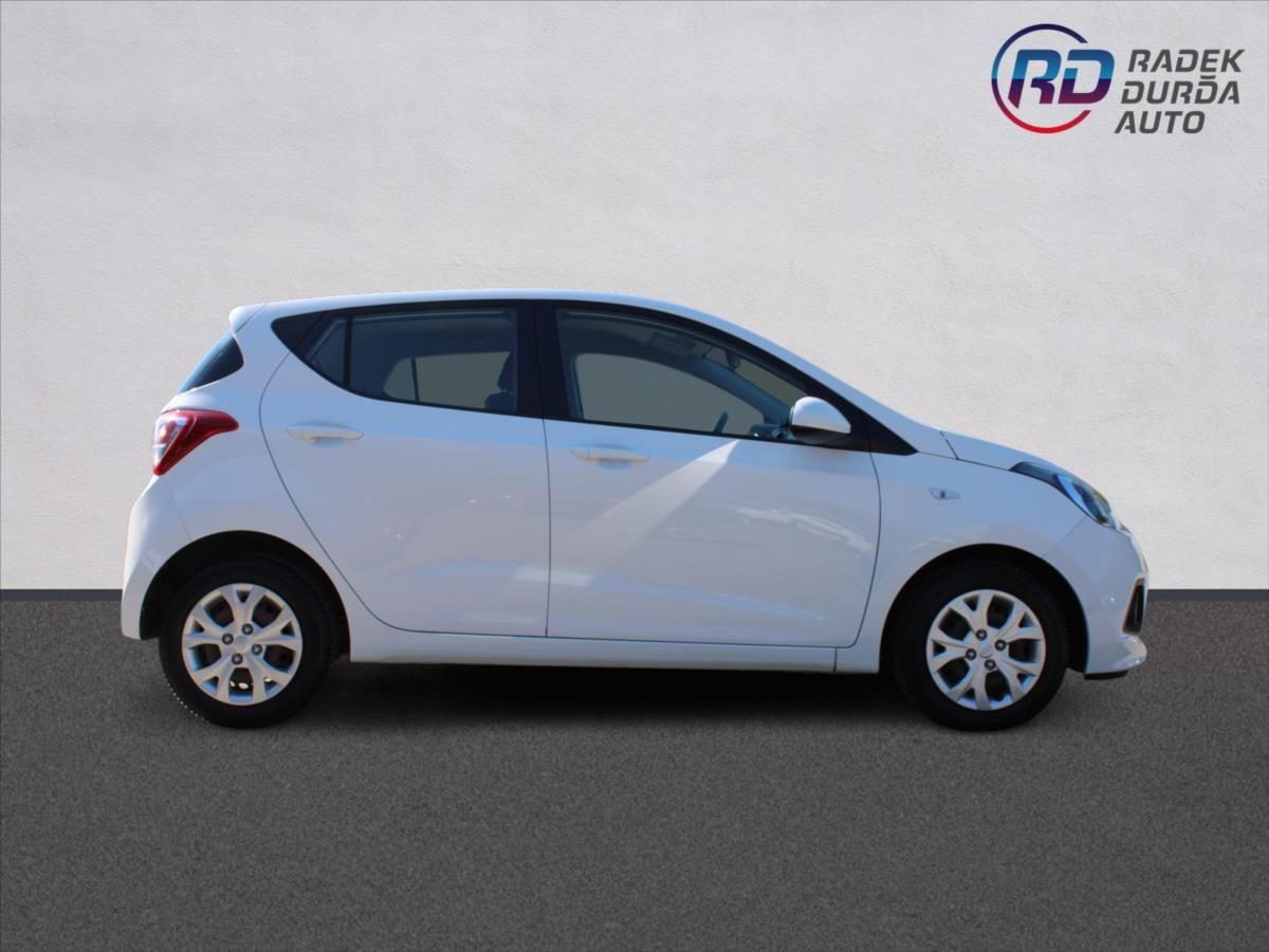 Hyundai i10, 1,0 i  NOVÉ V ČR,1.MAJITEL - fotka 4
