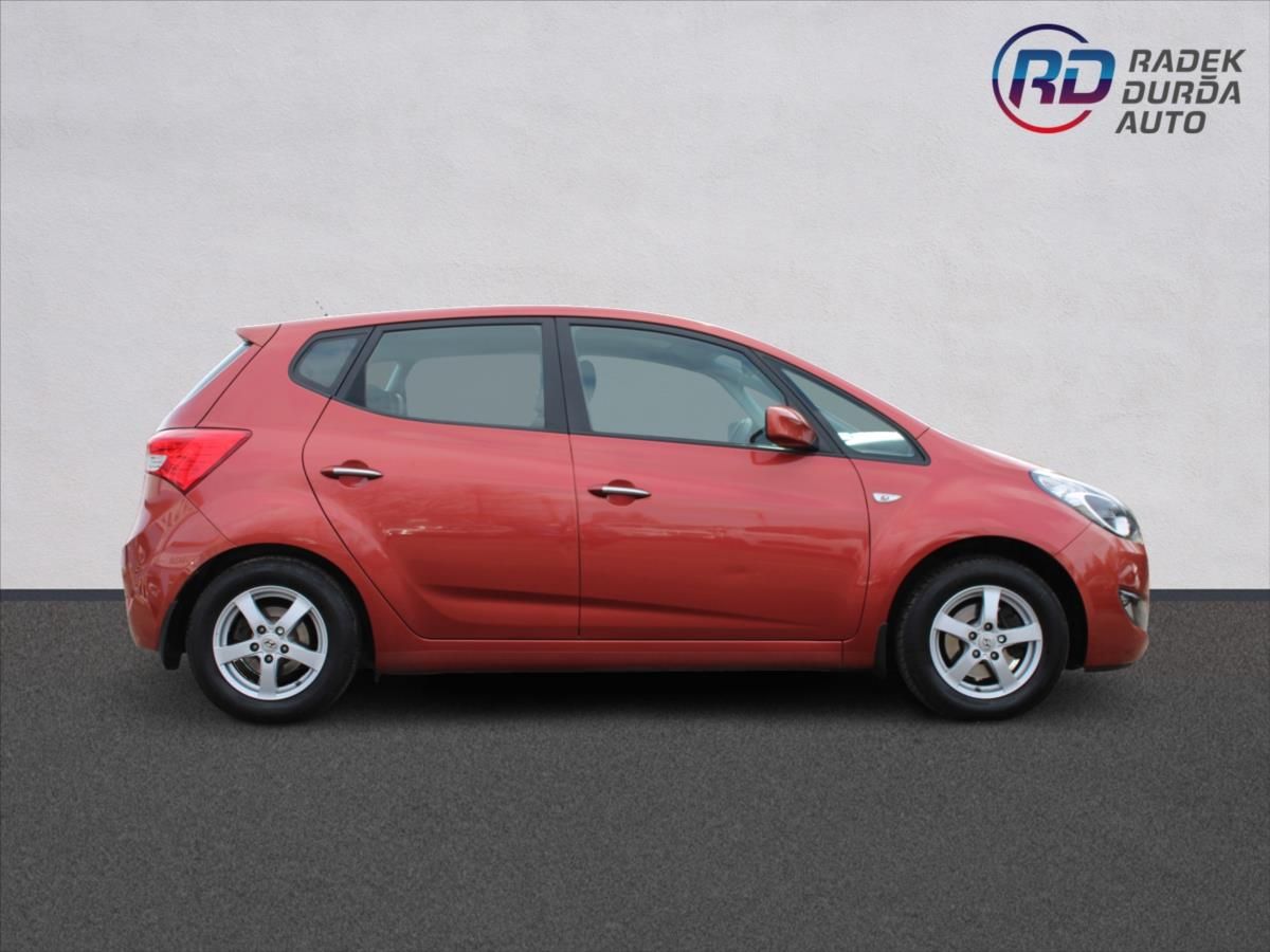 Hyundai ix20, 1,4 CRDi  NOVÉ V ČR,TAŽNÉ - fotka 4