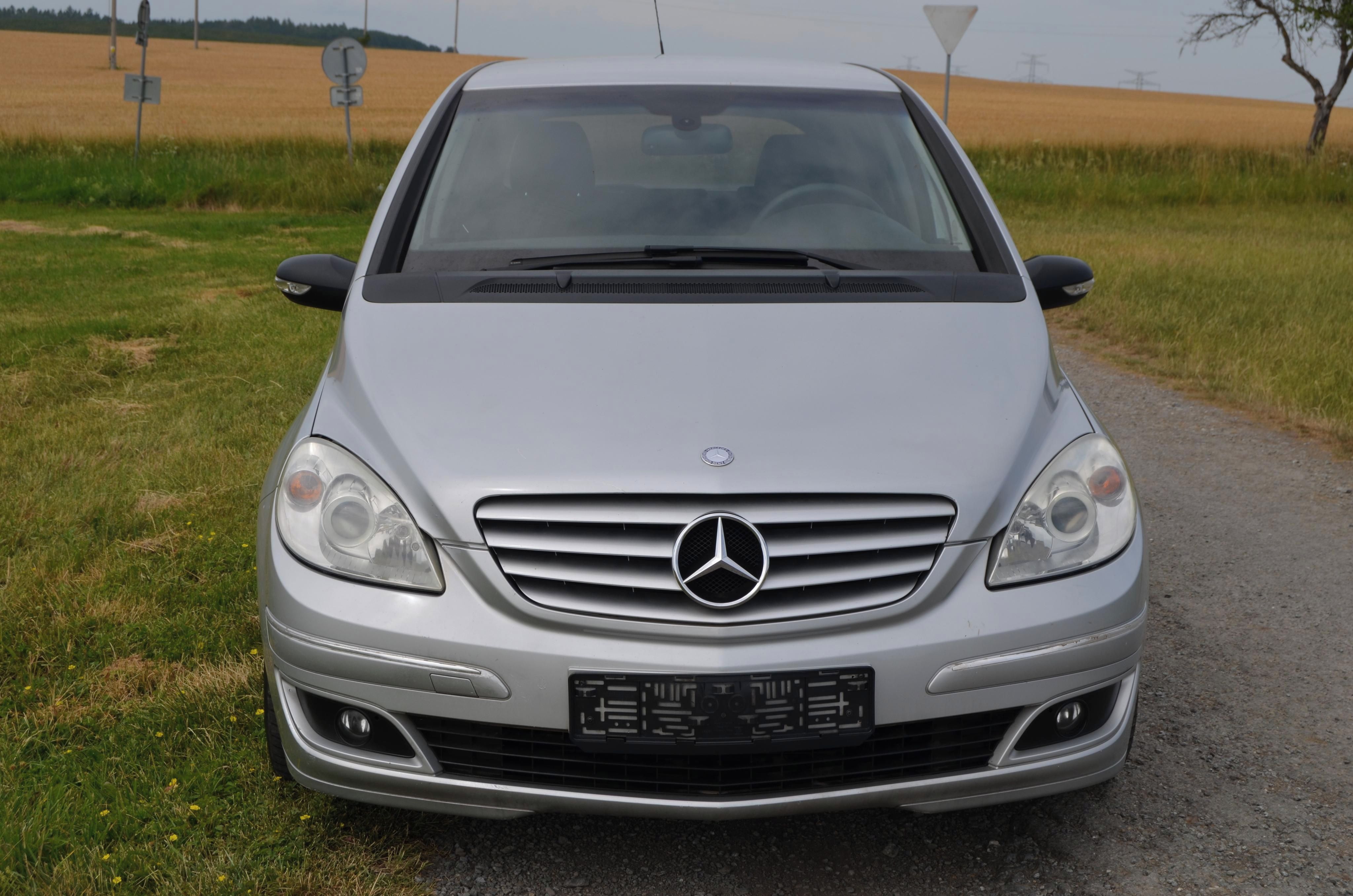 Mercedes-Benz Třídy B, 1.7 po servisu - fotka 4