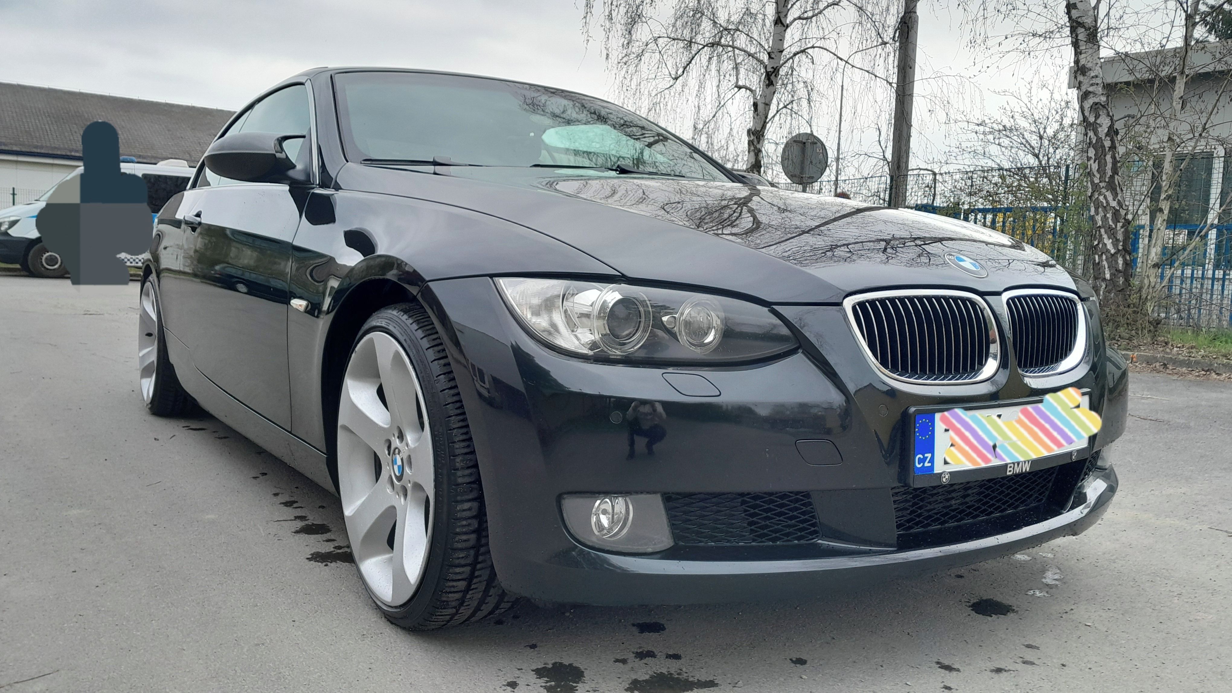 BMW Řada 3, E93 330d nové rozvody krasavec - fotka 2