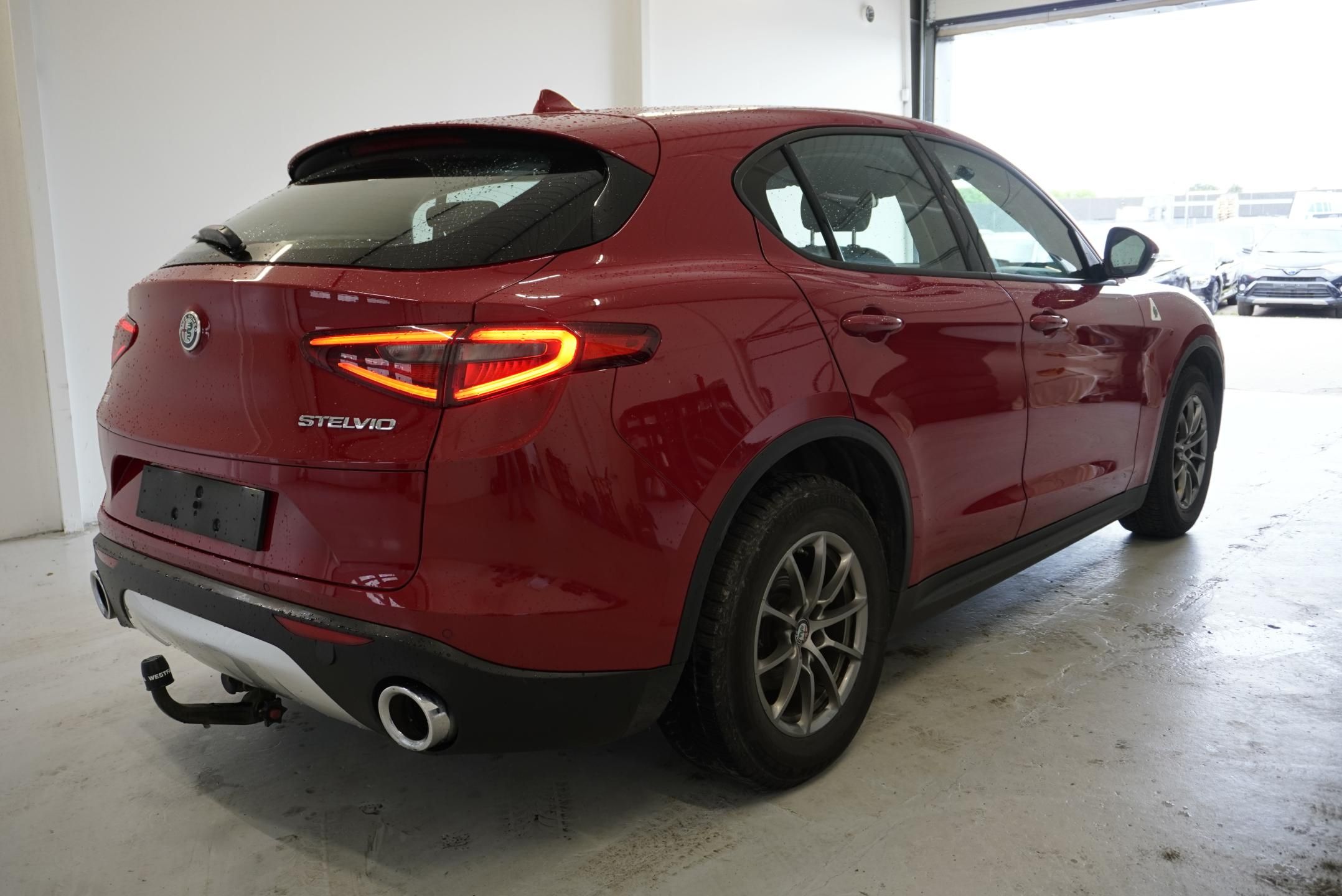 Alfa Romeo Stelvio, 2.2D 132kW, 121 000KM - fotka 5