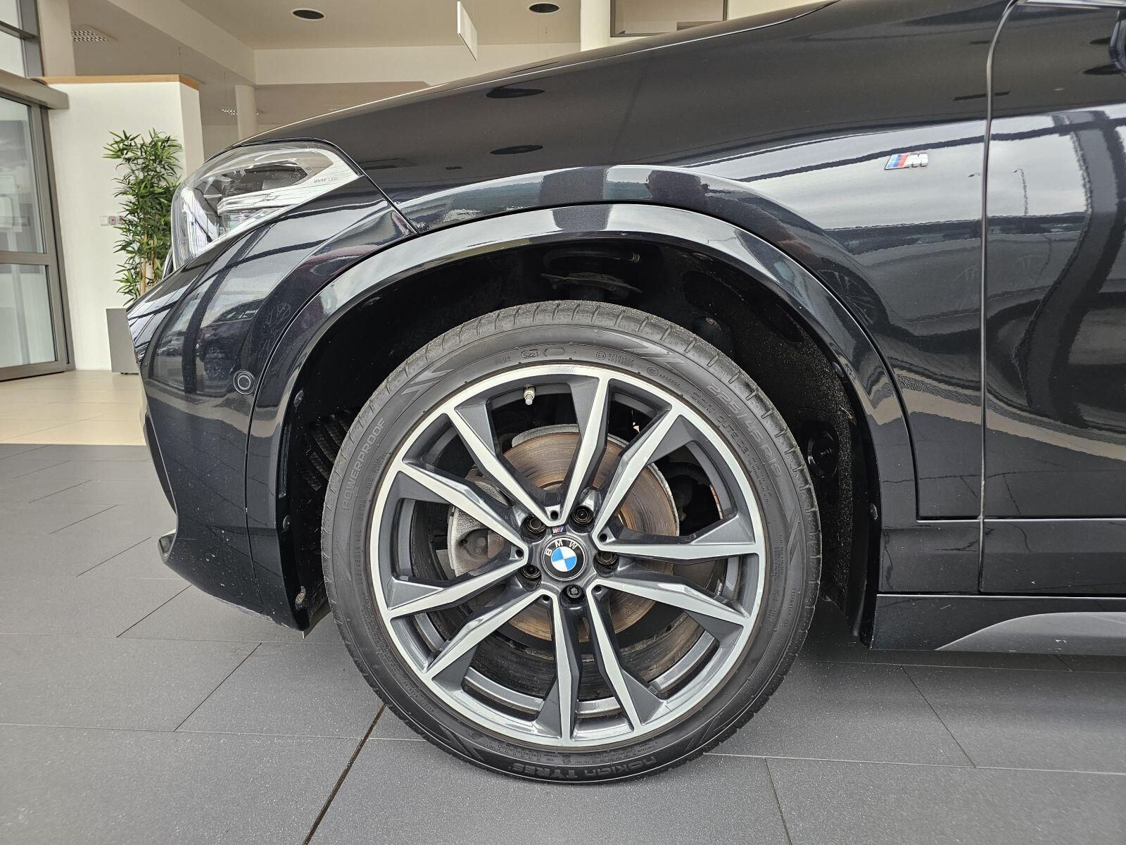 BMW X2, sDrive18i - fotka 3