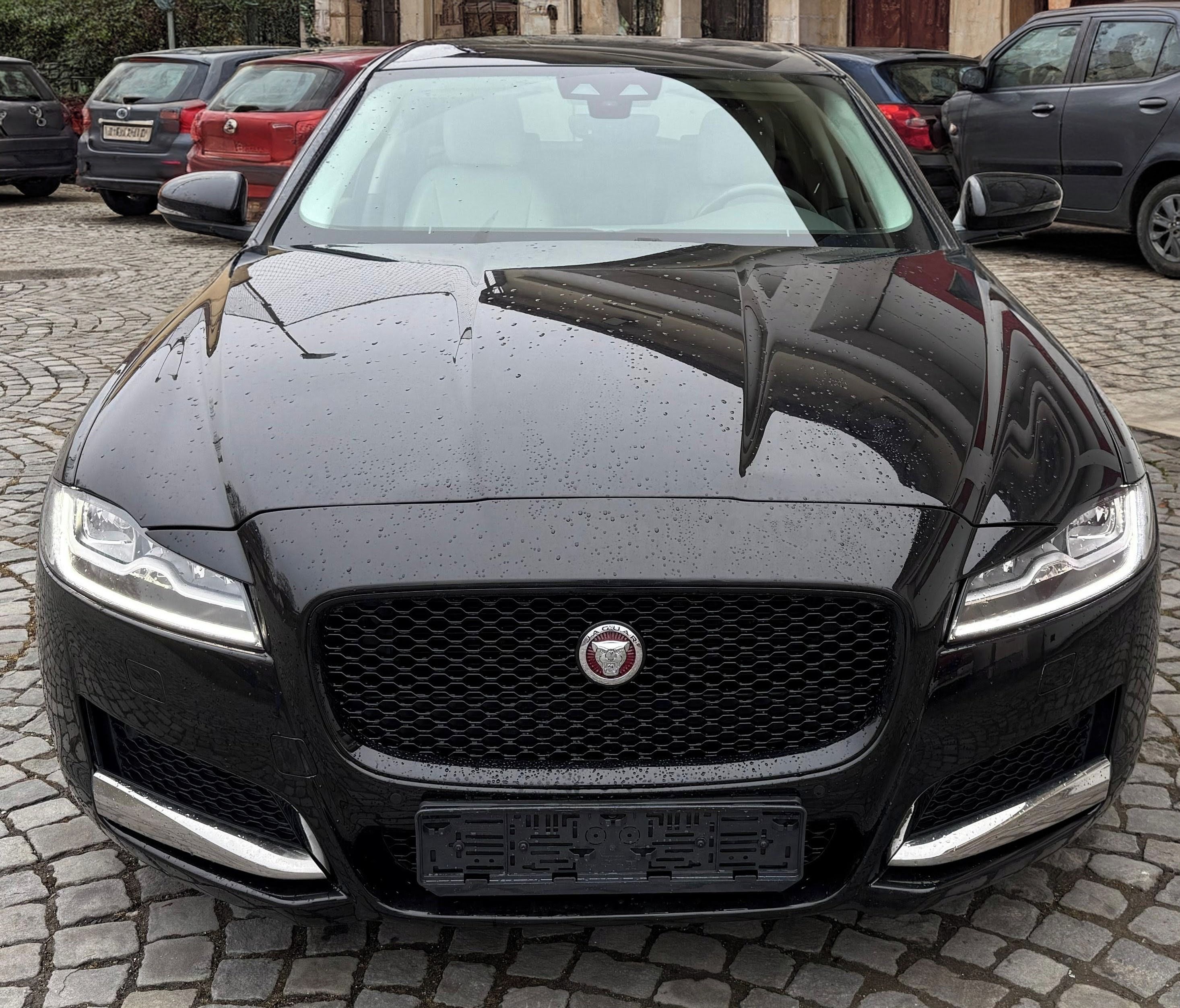 Jaguar XF, JAGUAR XF, X260, 2.0D 132kw - fotka 3
