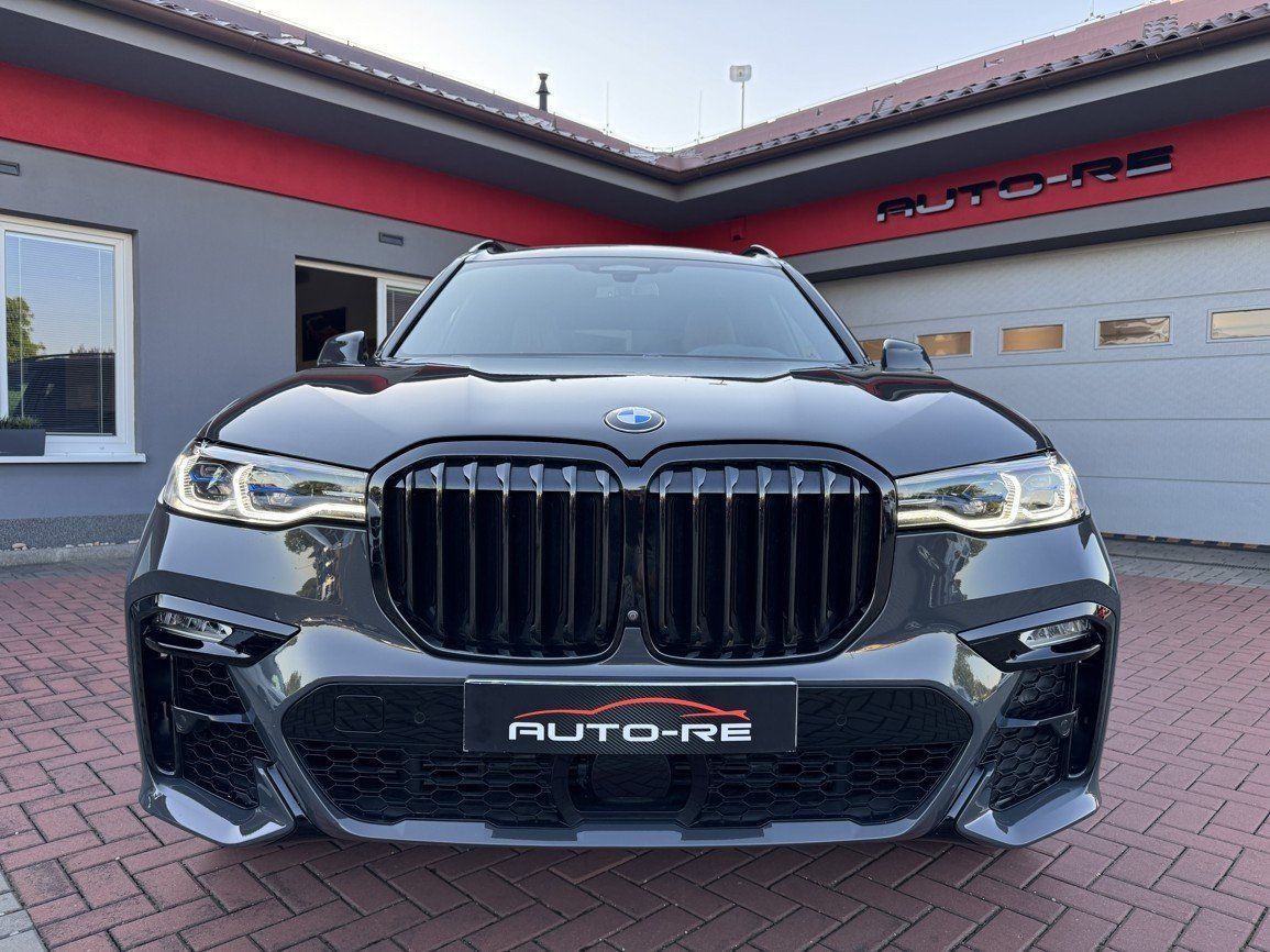 BMW X7, xDrive 40d M-Paket Pano - fotka 5