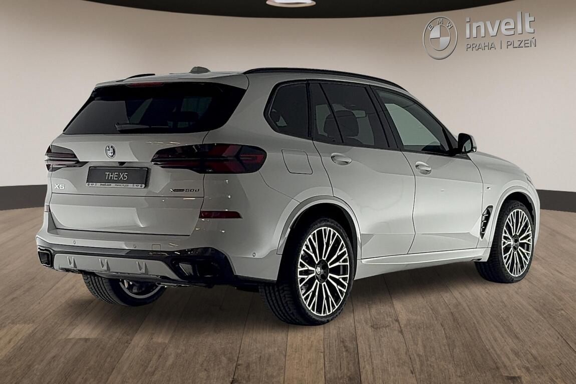 BMW X5, xDrive30d - fotka 3