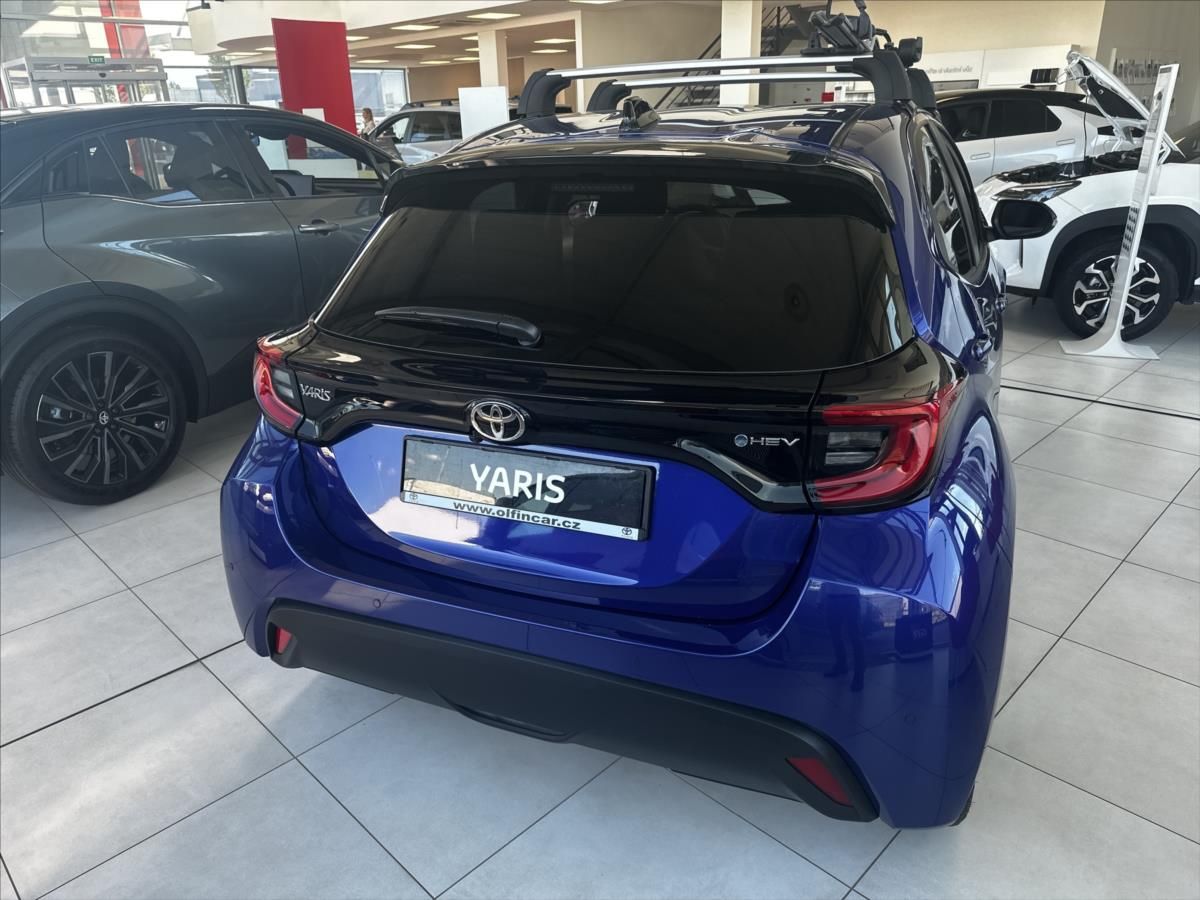 Toyota Yaris, 1,5 HEV Style - fotka 4