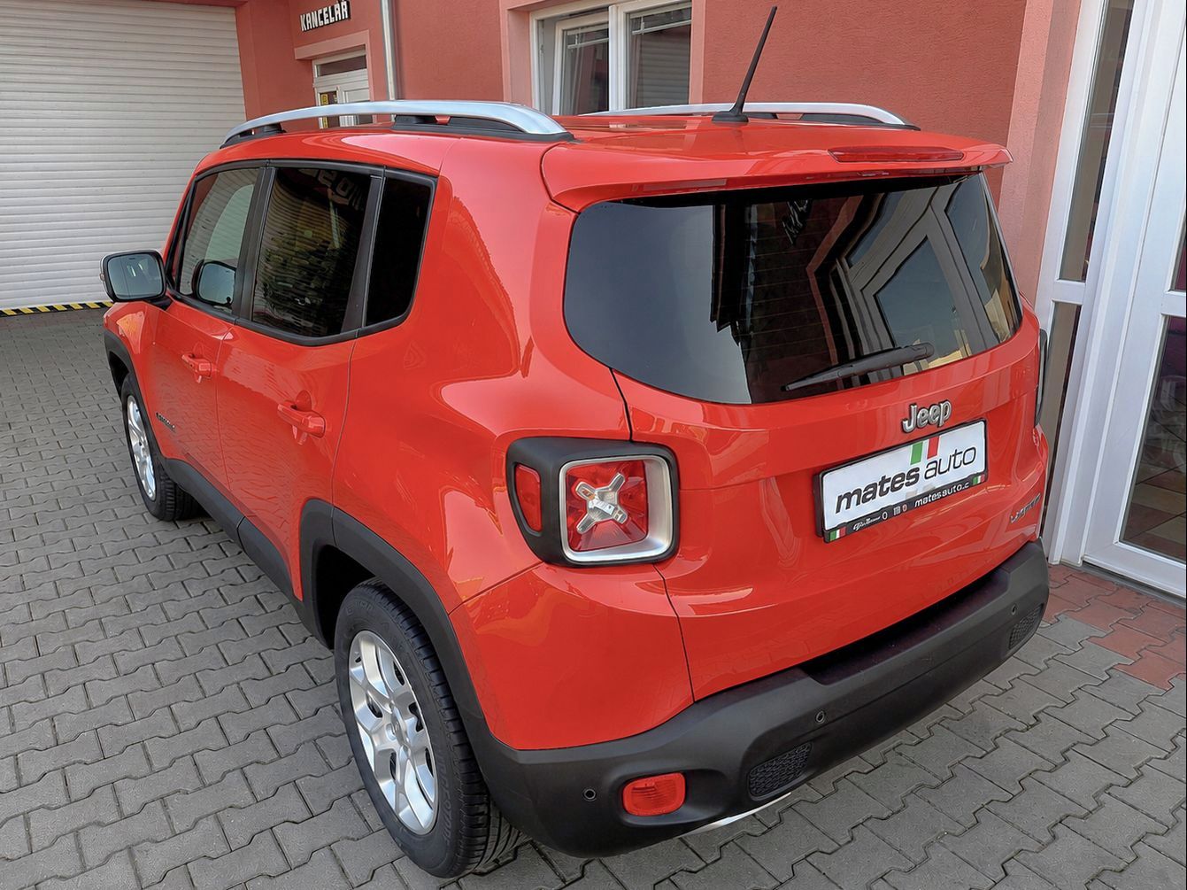 Jeep Renegade, 1.4 MultiAir 103kw Limited - fotka 3