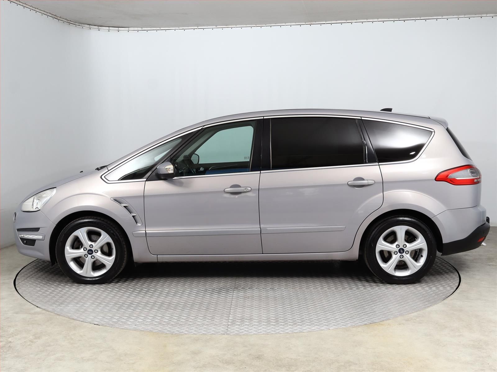 Ford S-MAX, 2.0 TDCi - fotka 3