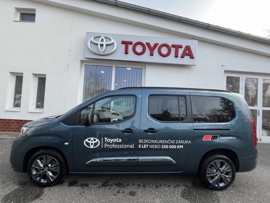 Toyota Proace City Verso, 1,5 D AT Family LWB - fotka 4