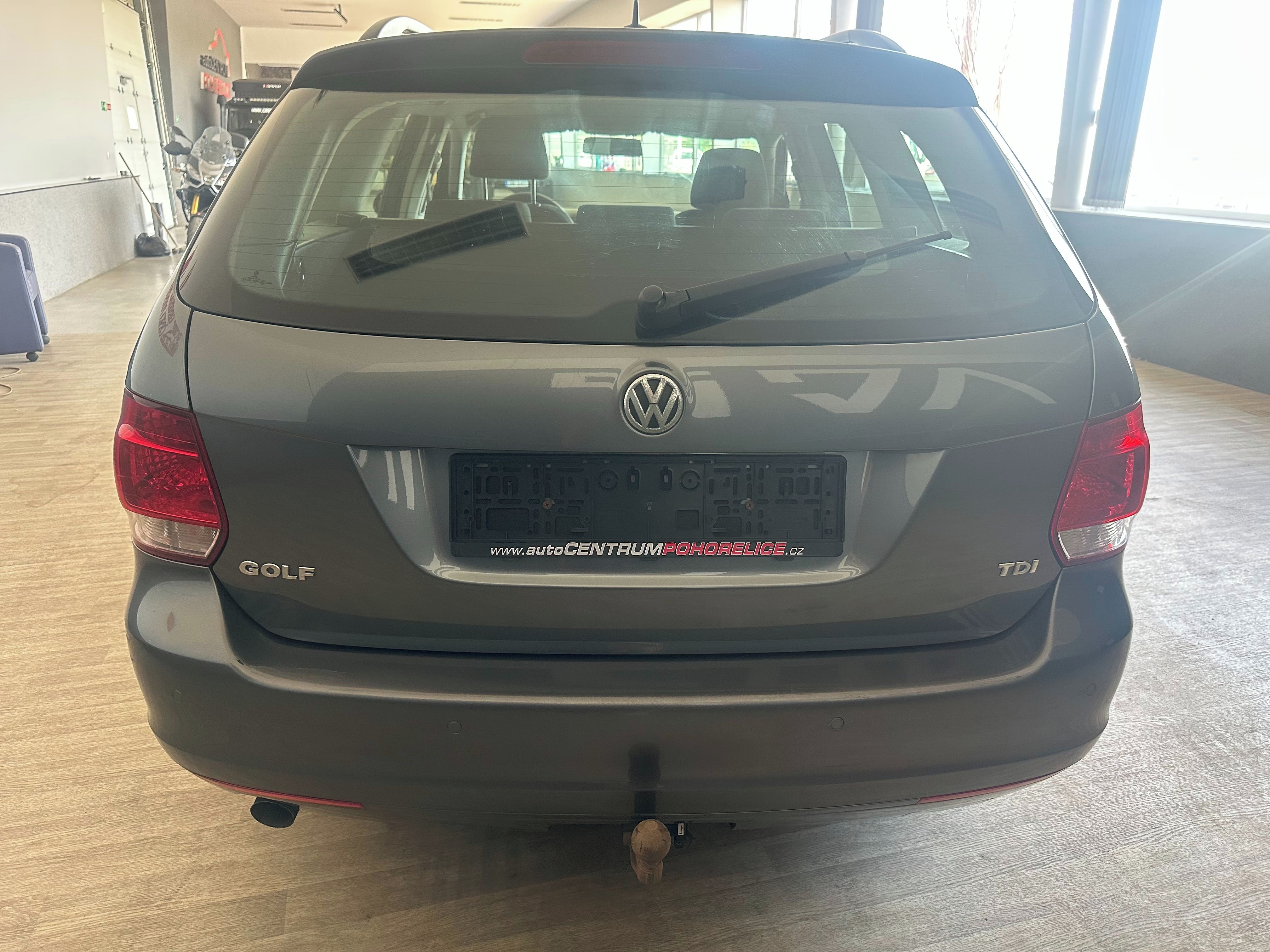 Volkswagen Golf, 1,6 TDI*77KW*Výhřev*PDC* - fotka 5