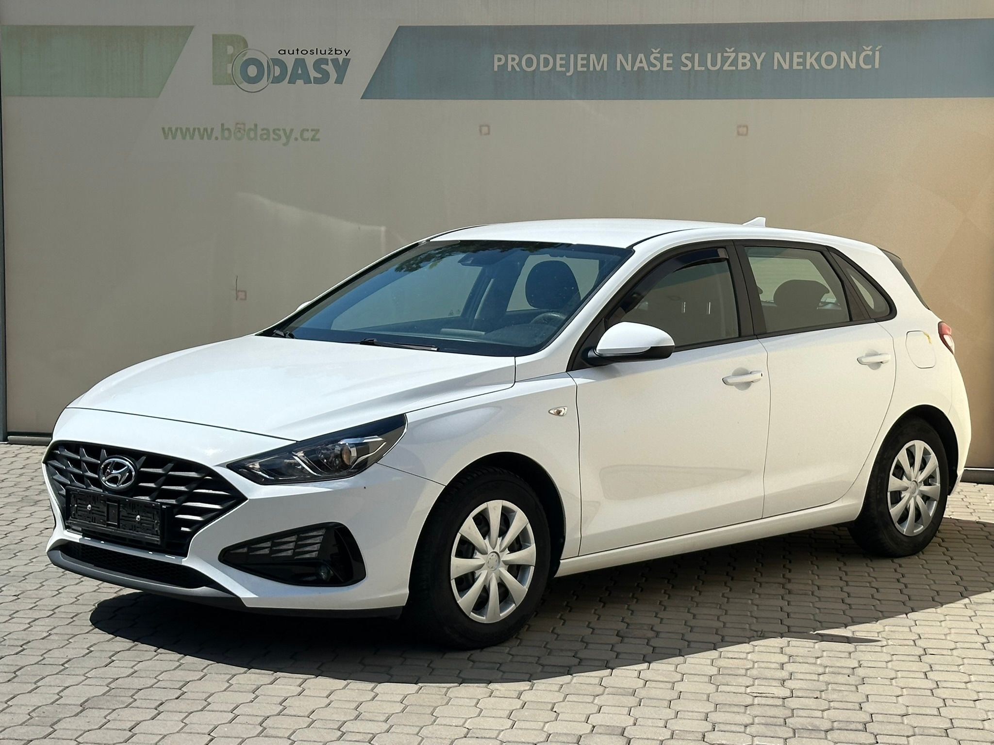 Hyundai i30, 1,5i 81kw BA+LPG - fotka 4