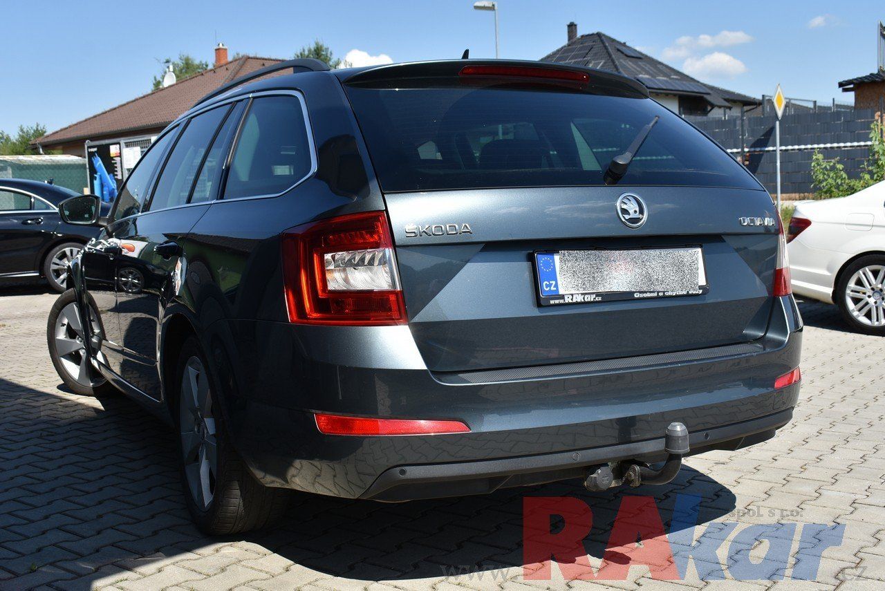 Škoda Octavia, Style 2,0 TDI - fotka 3