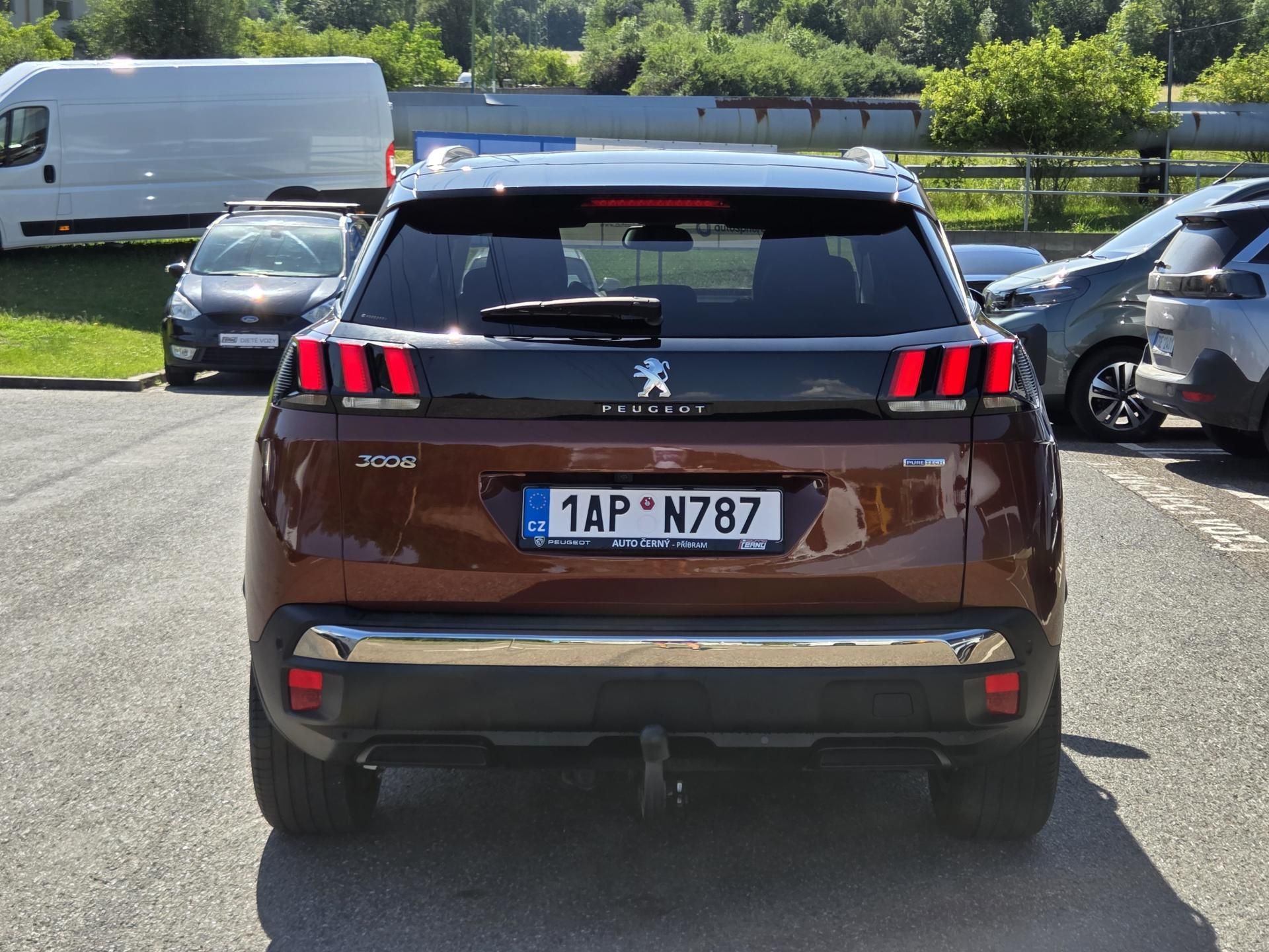 Peugeot 3008, 1.2 PT 130 ALLURE EAT6 - fotka 4