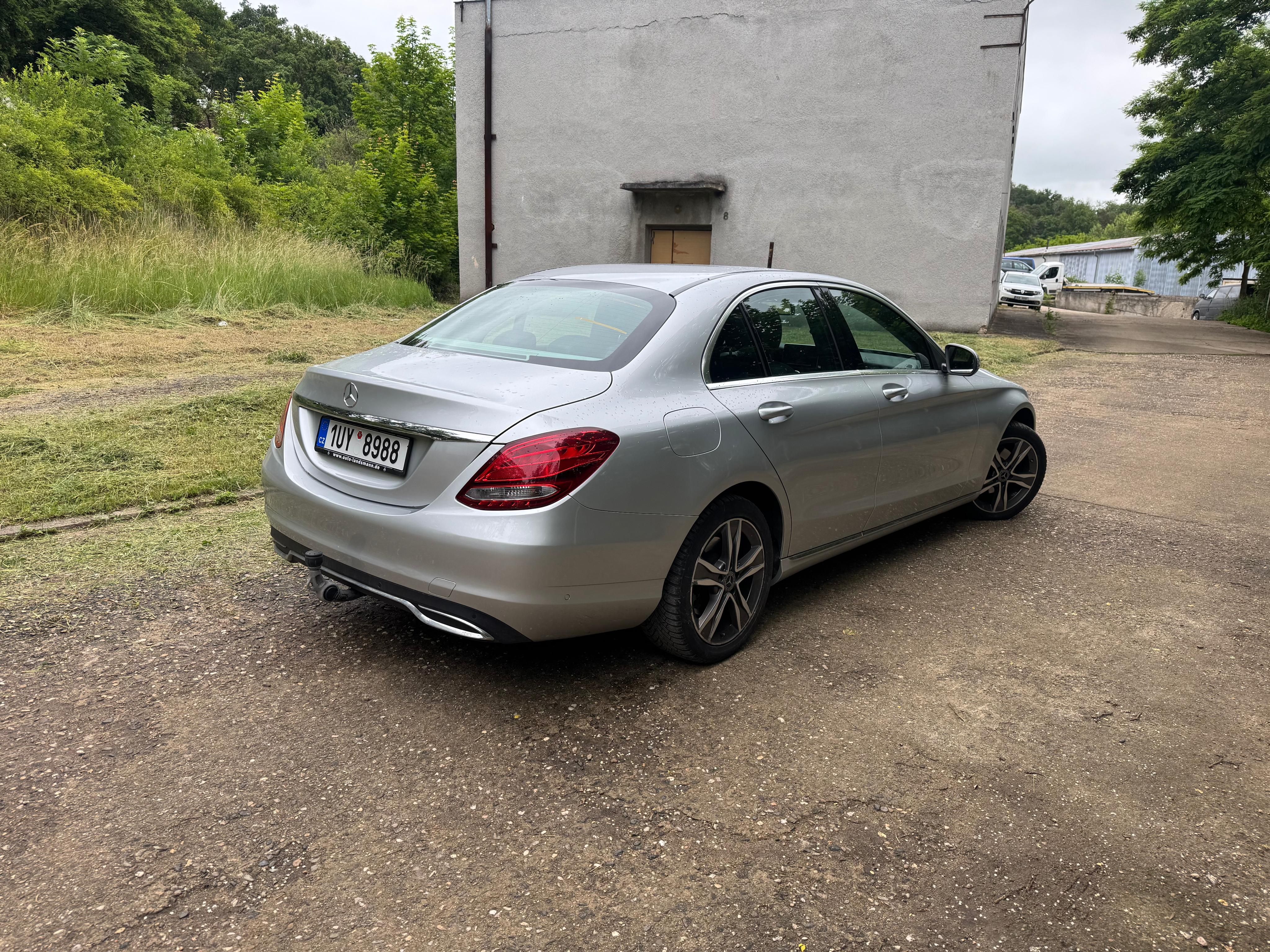 Mercedes-Benz Třídy C, C180, 32tis km - fotka 4