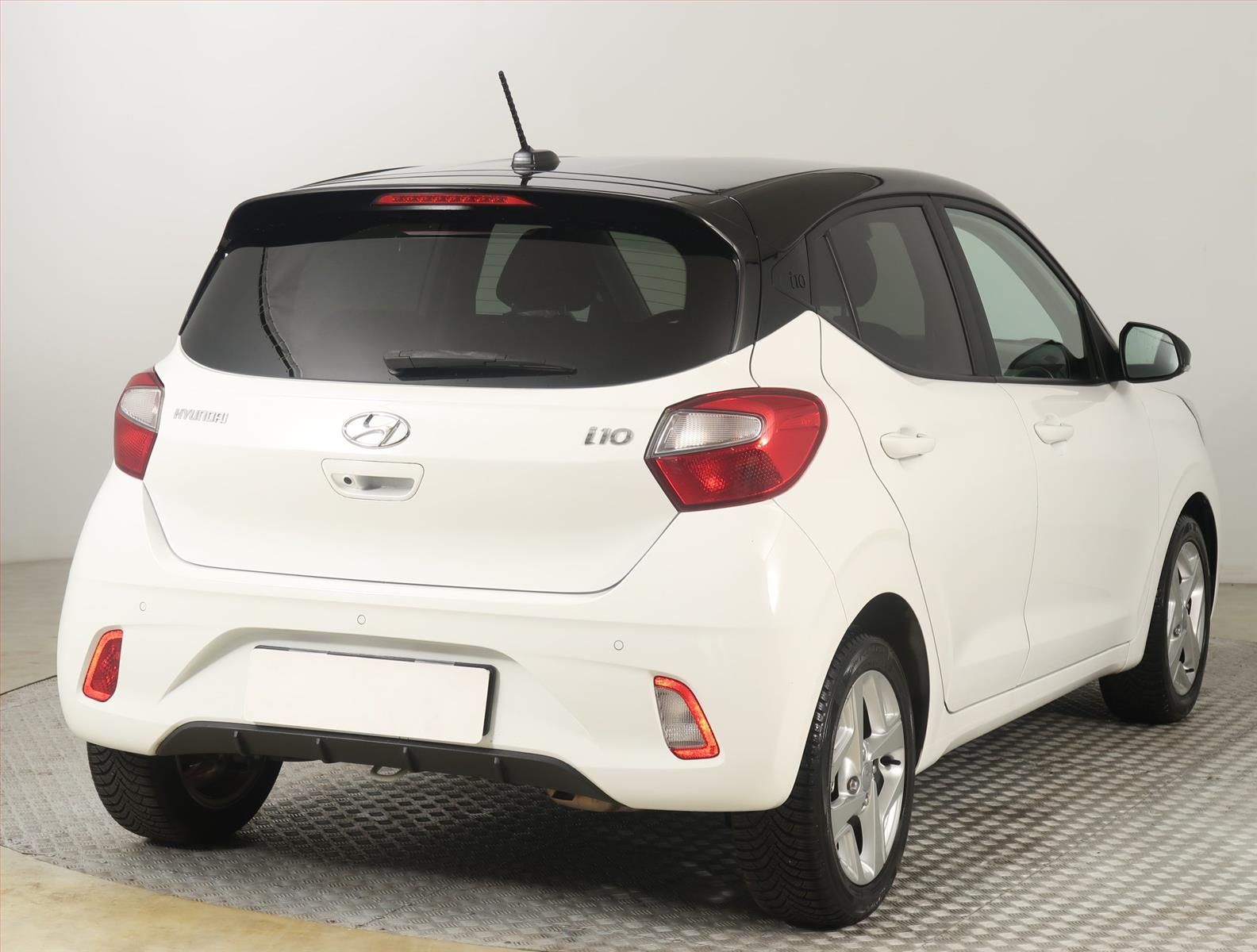 Hyundai i10, 1.0, Style, Serv.kniha - fotka 5