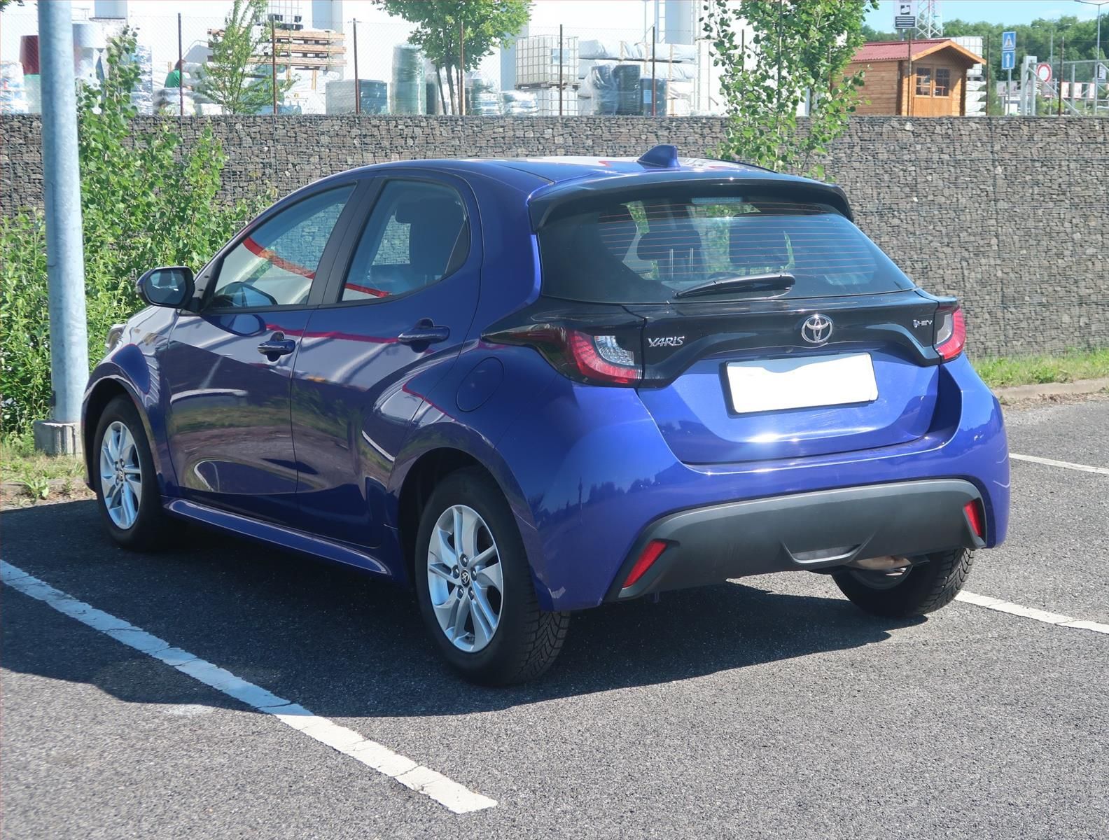 Toyota Yaris, 1.5 VVT-i Hybrid, Záruka - fotka 4