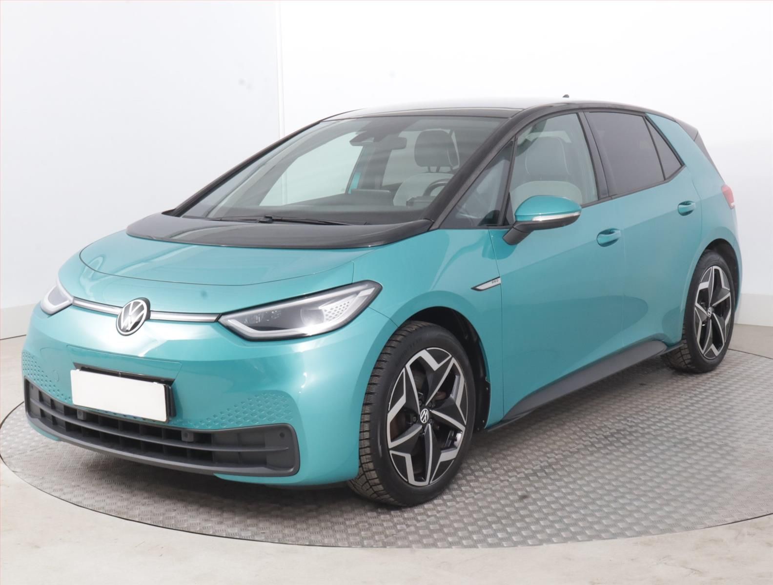 Volkswagen ID.3, Pro Perf. (62 kWh), SoH 92% - fotka 2