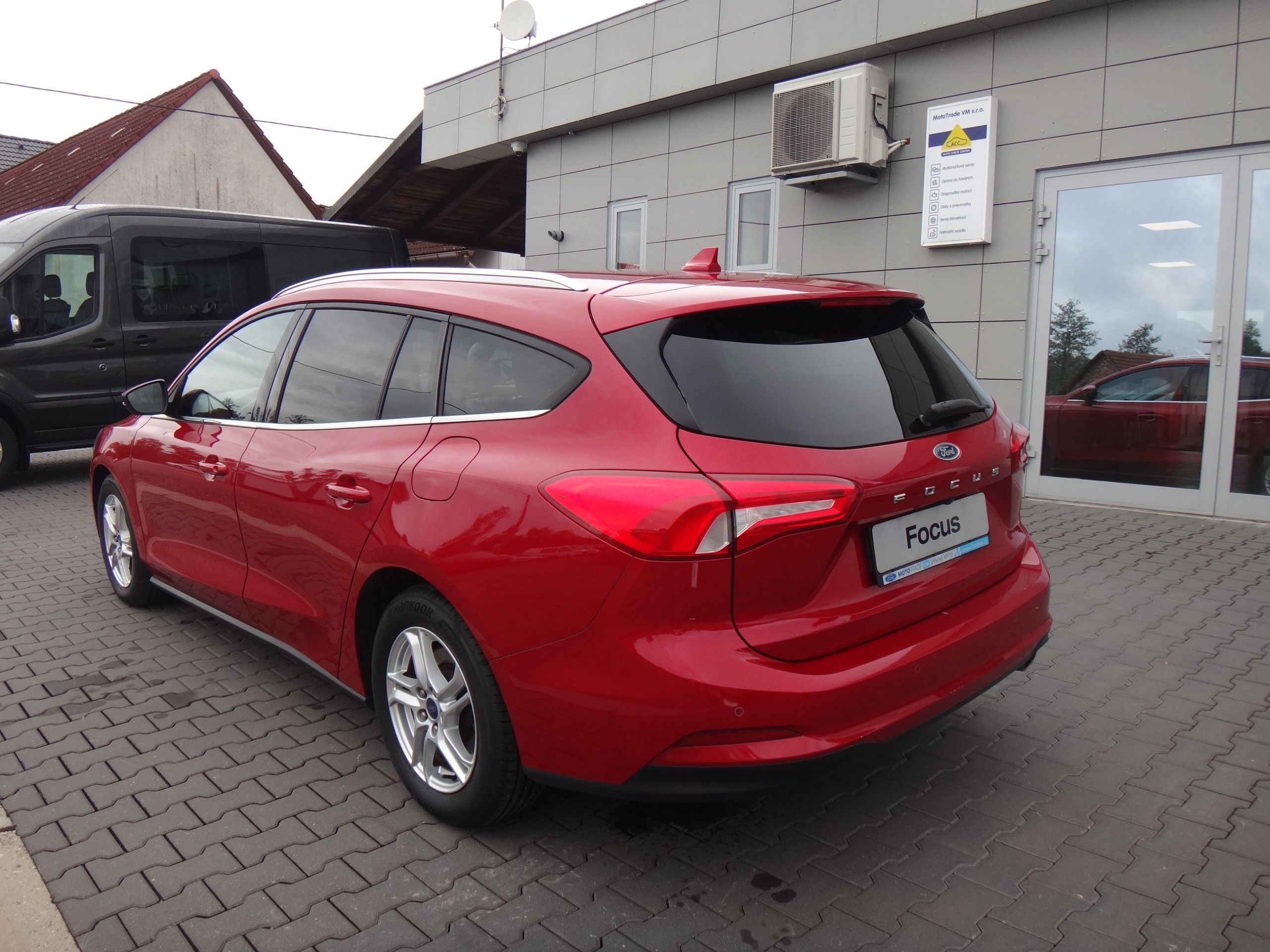 Ford Focus, Trend Edition 1.0 EcoBoost 92k - fotka 3