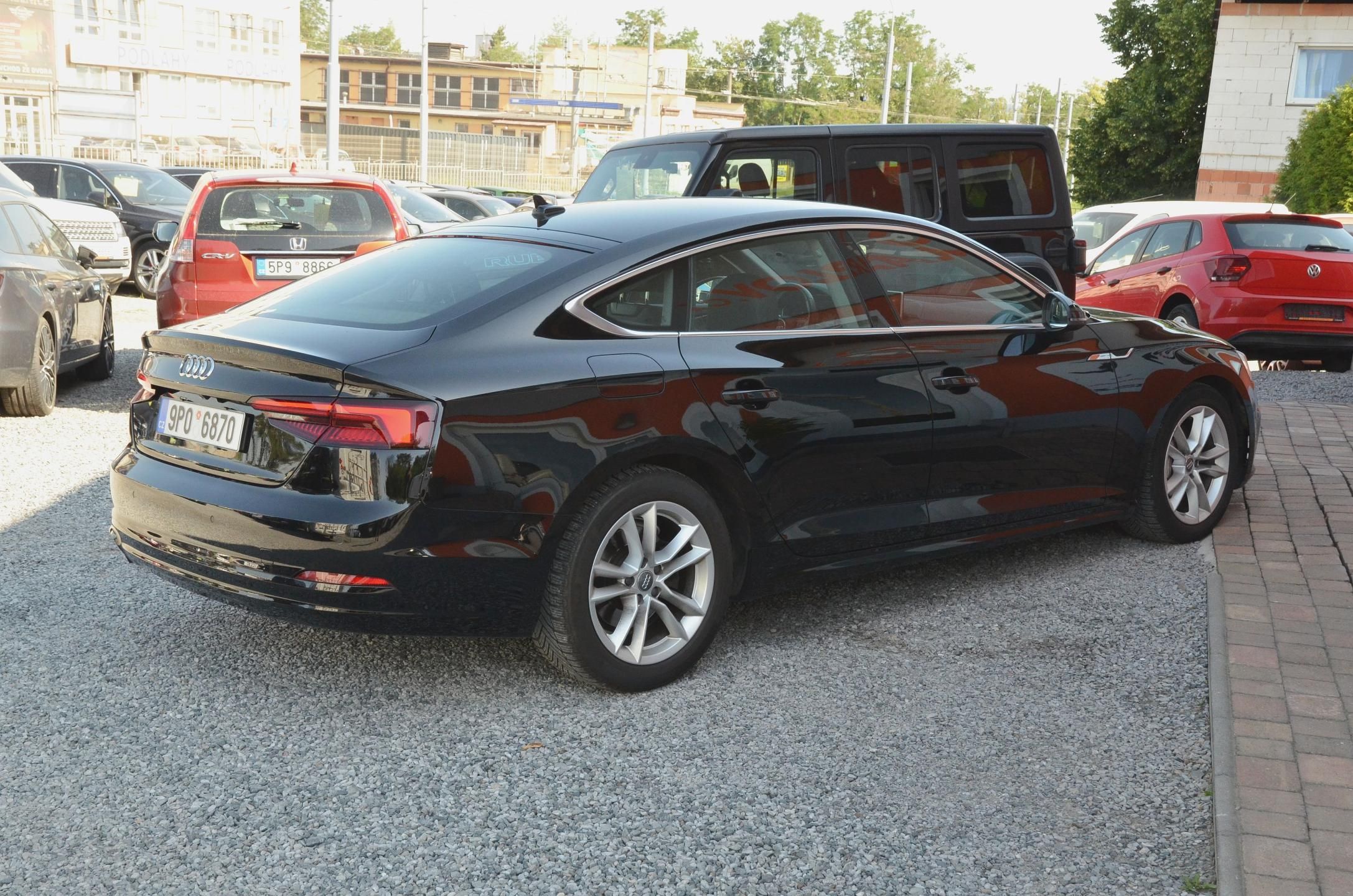 Audi A5, 2.0 TDi 140kW AT / Bi-XENON - fotka 6