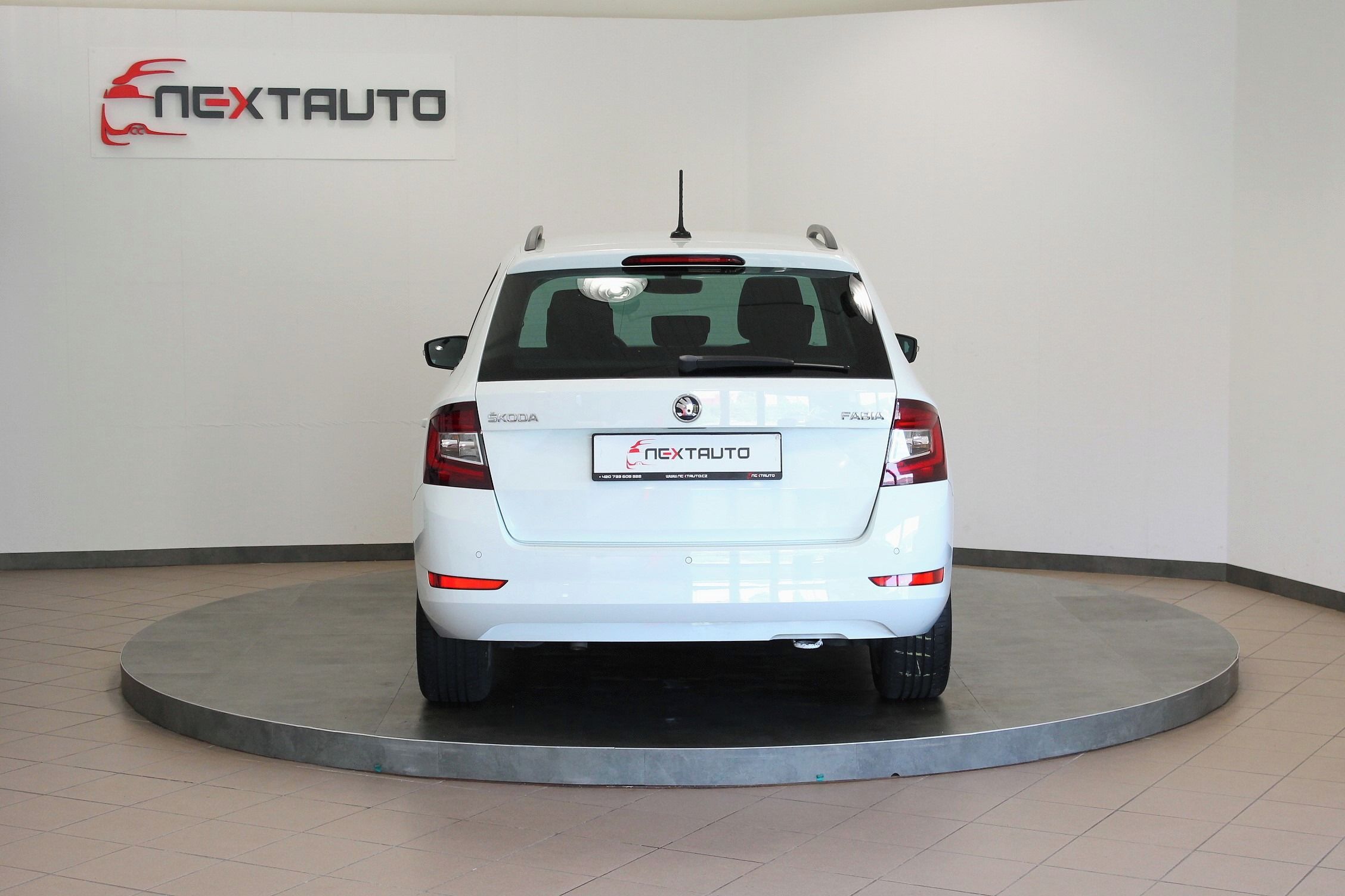 Škoda Fabia, 1.0 TSI 81kW SOLEIL, 1.MAJITEL - fotka 4