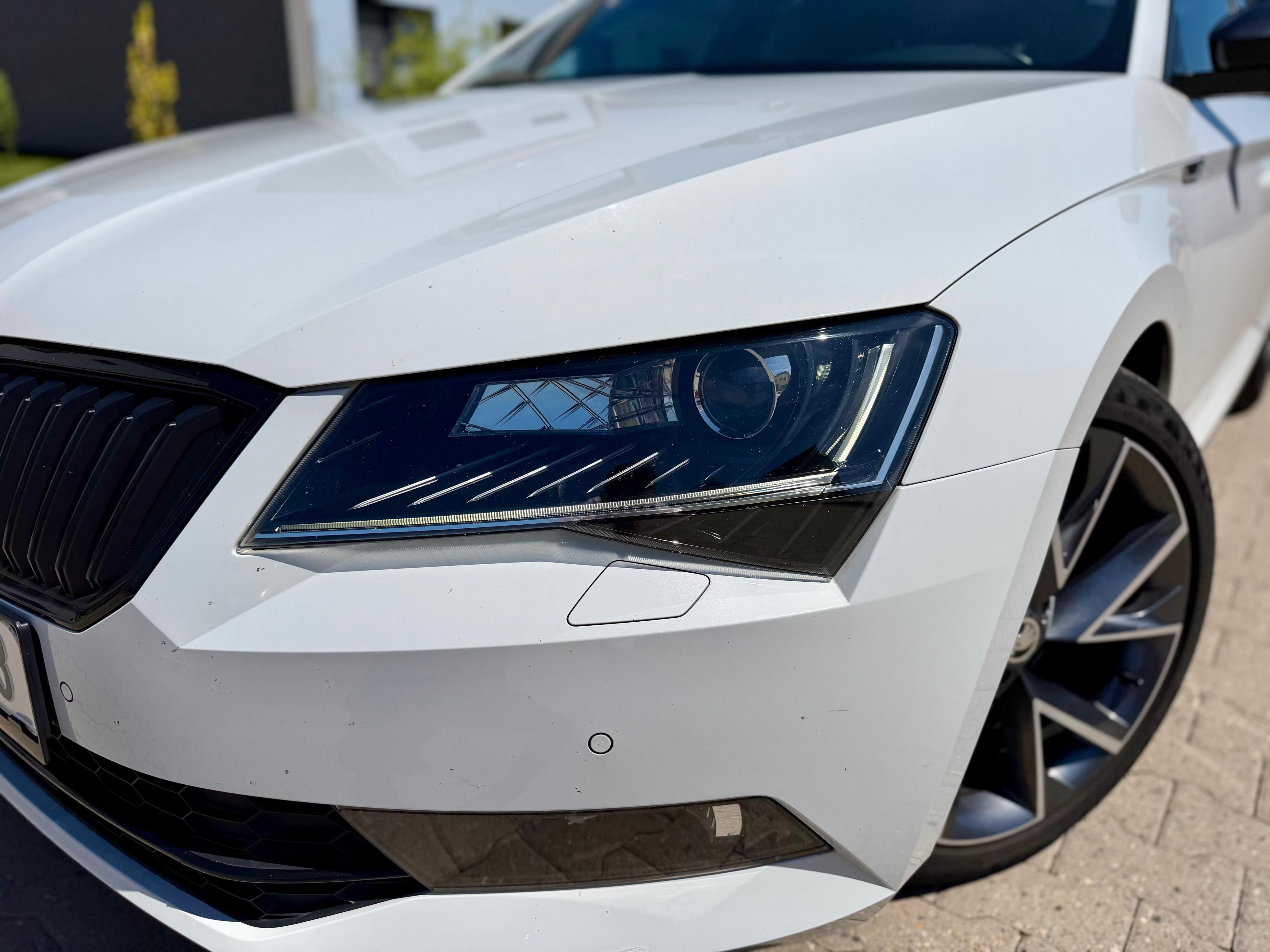 Škoda Superb, SPORTLINE 2.0TDI 140KW DSG - fotka 6
