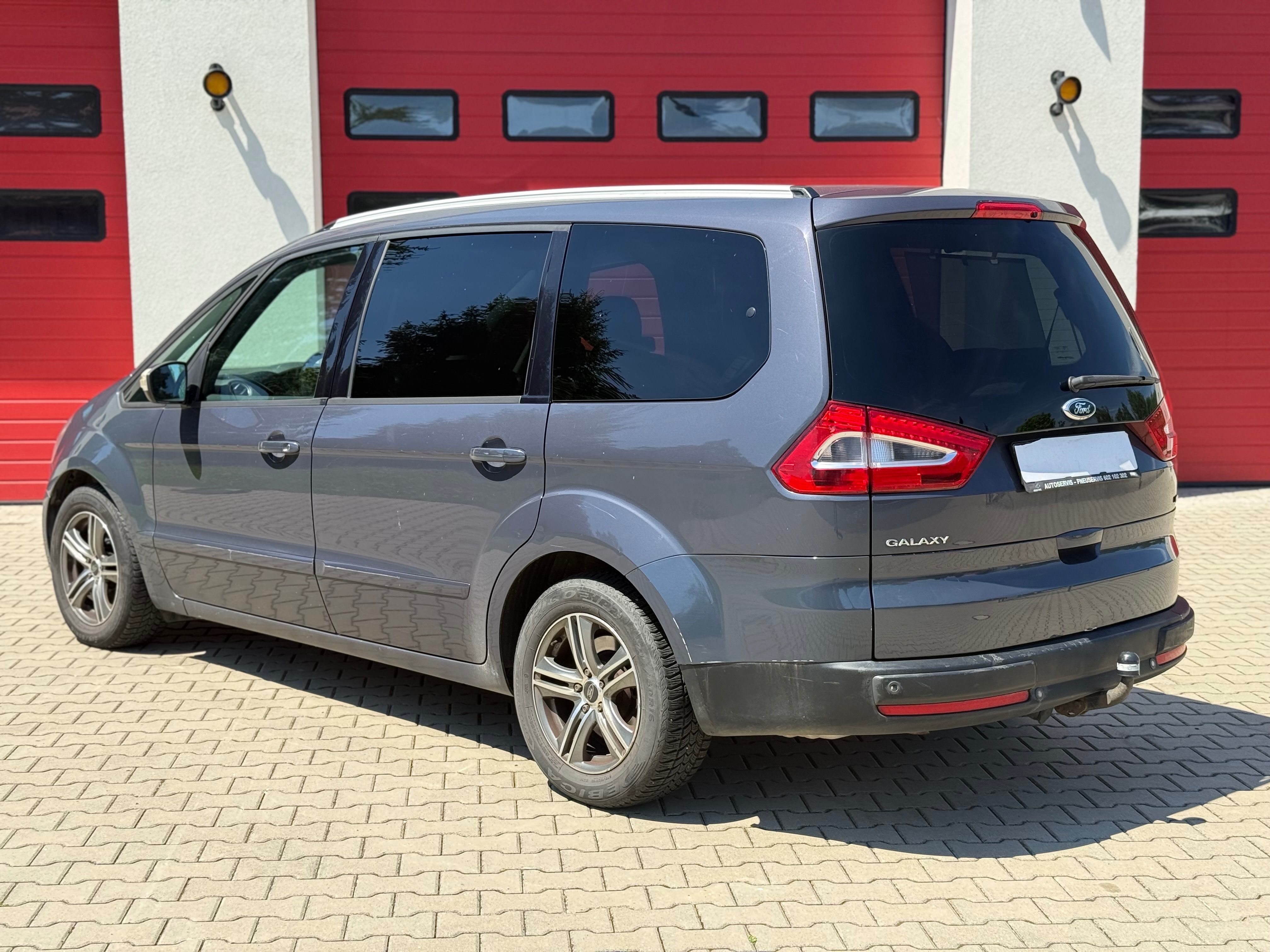 Ford Galaxy, 1.9 Tdi 7 místná verze - fotka 6