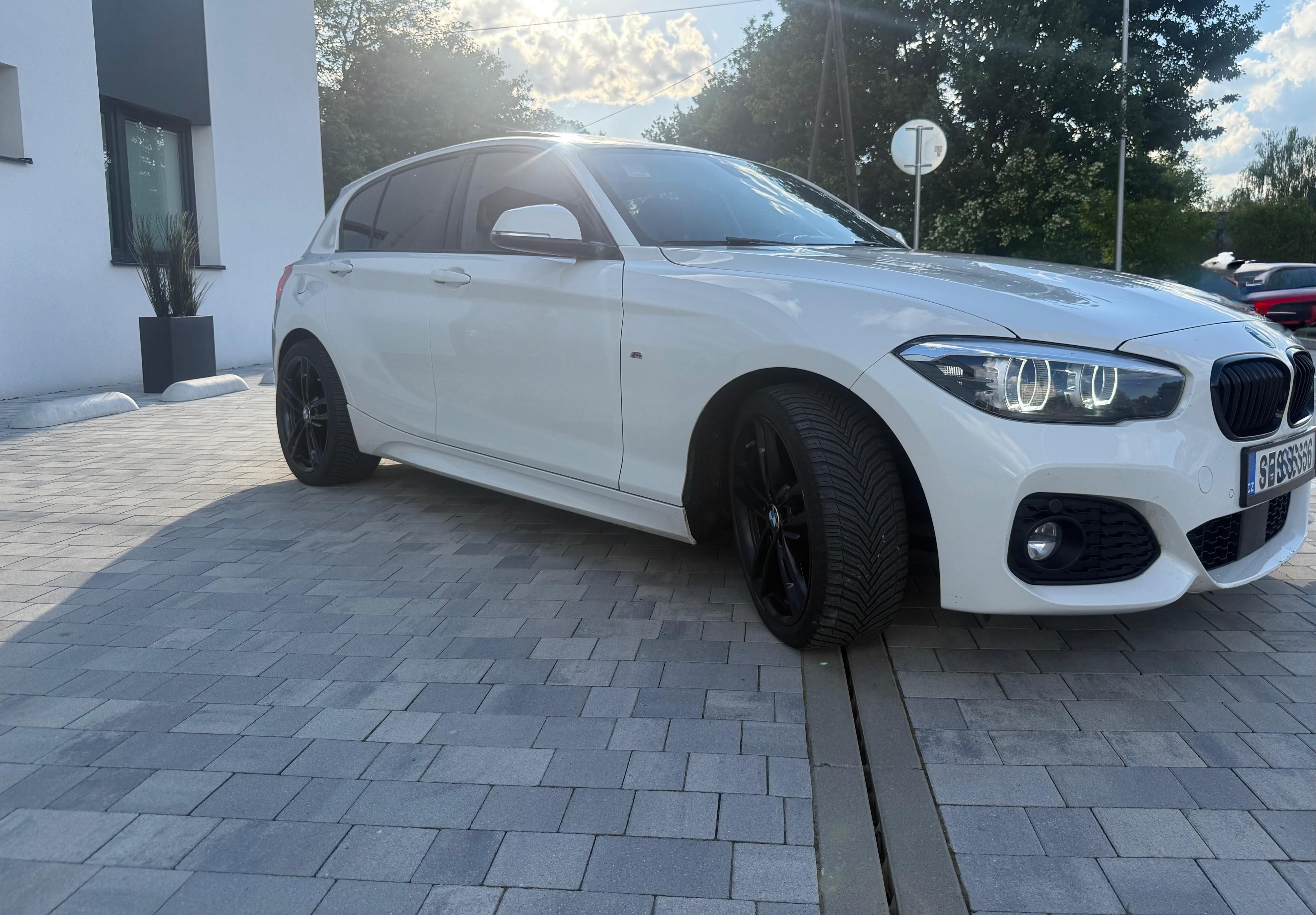 BMW Řada 1, BMW 120D 140kw - fotka 4