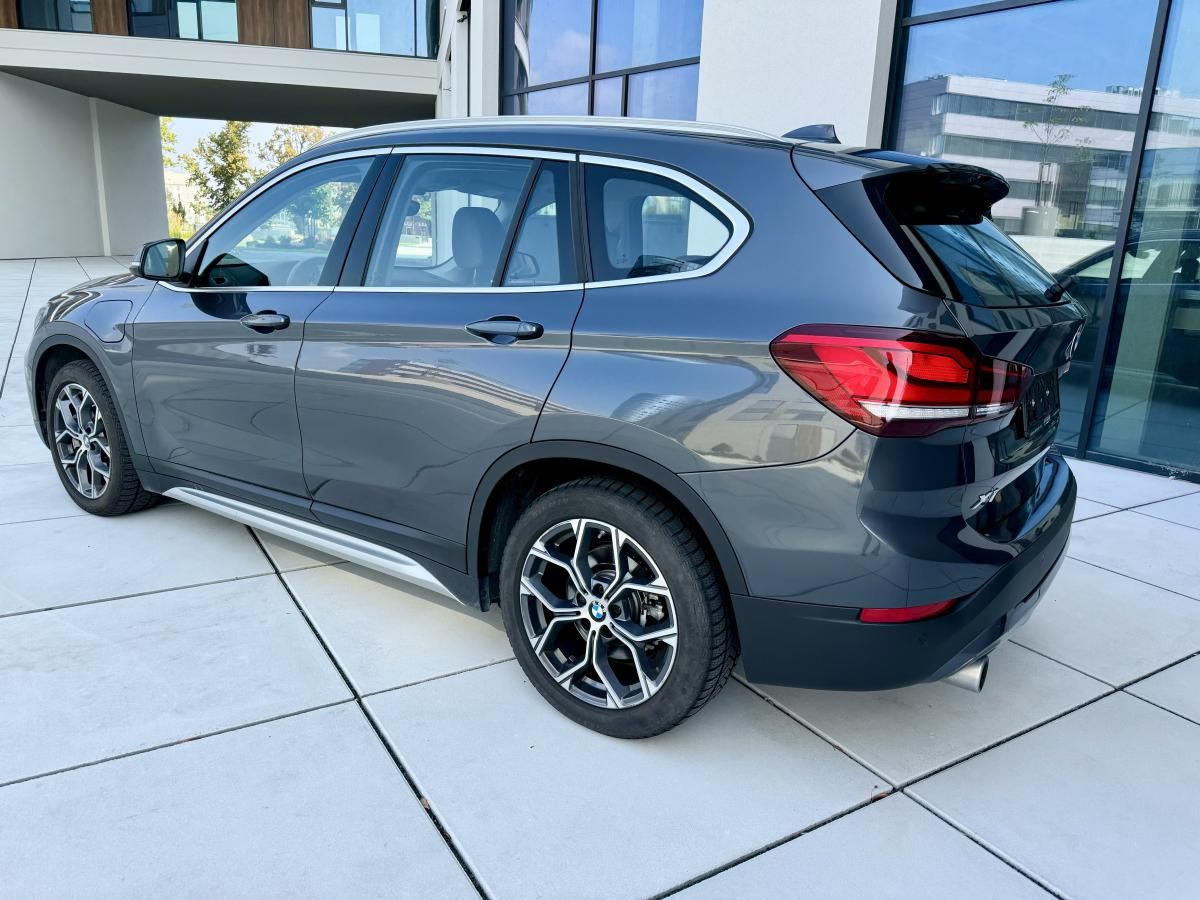 BMW X1, xDrive 25e AUT Plug in Hybrid - fotka 5