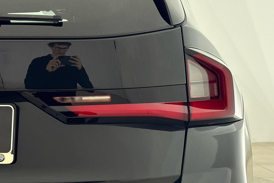 BMW X1, sDrive18i - fotka 4