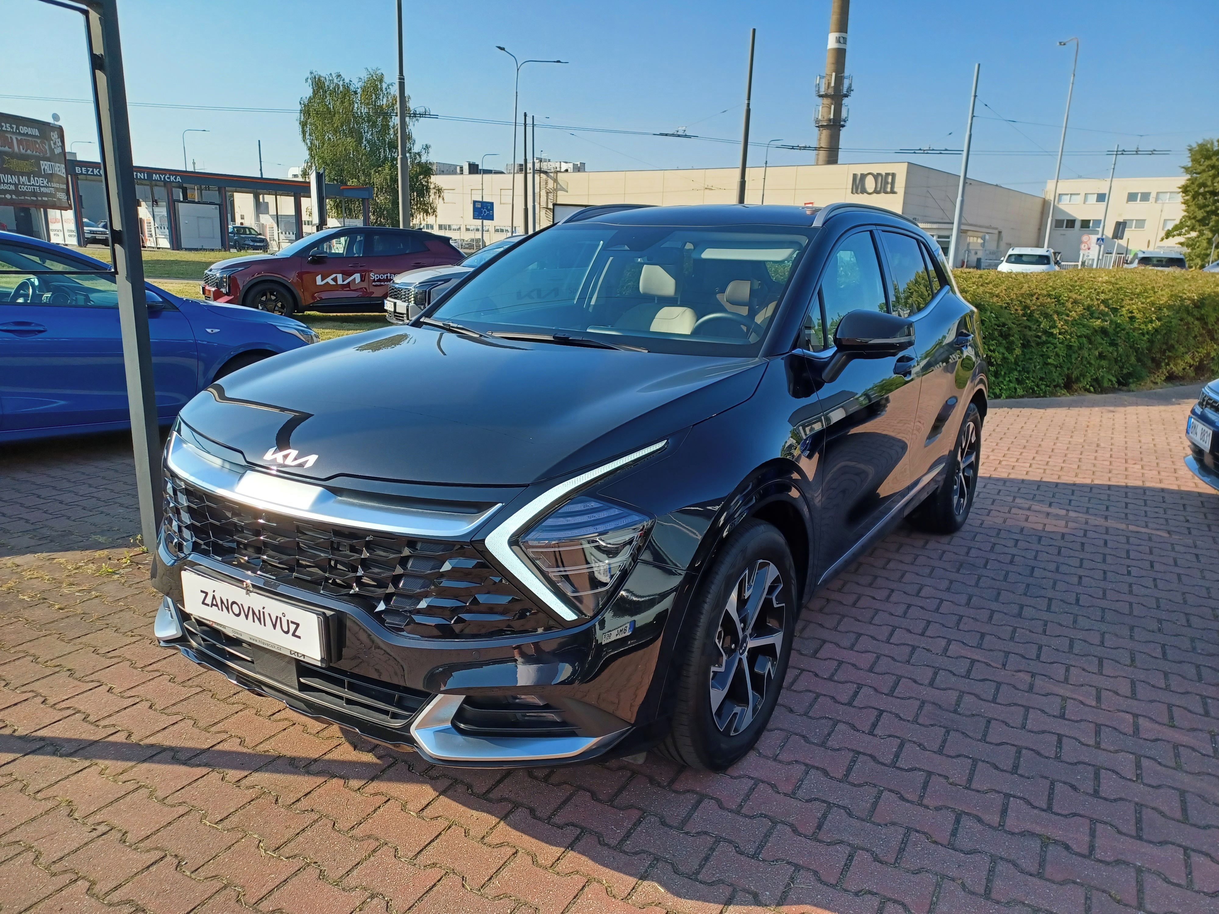 Kia Sportage, 1.6 T-GDi 7DCT TOP + pakety - fotka 2