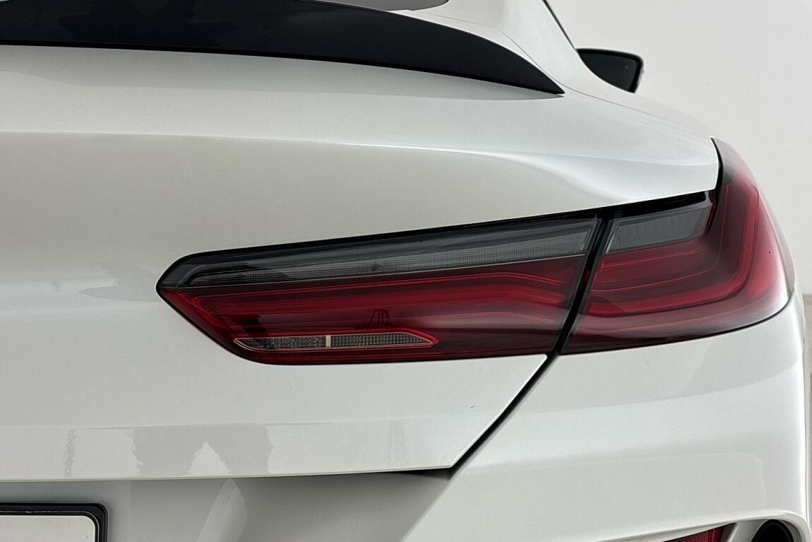 BMW Řada 8, M850i xDrive - fotka 4