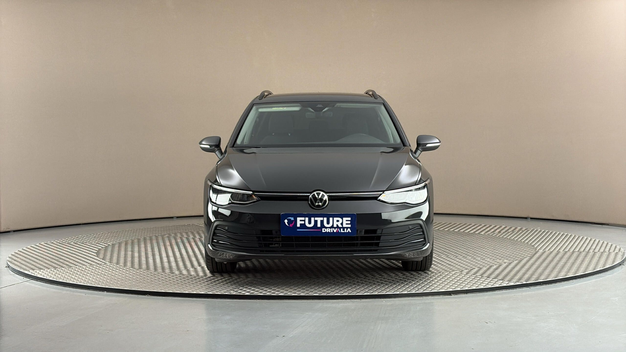 Volkswagen Golf, 1.5 TSI Life Variant - fotka 3