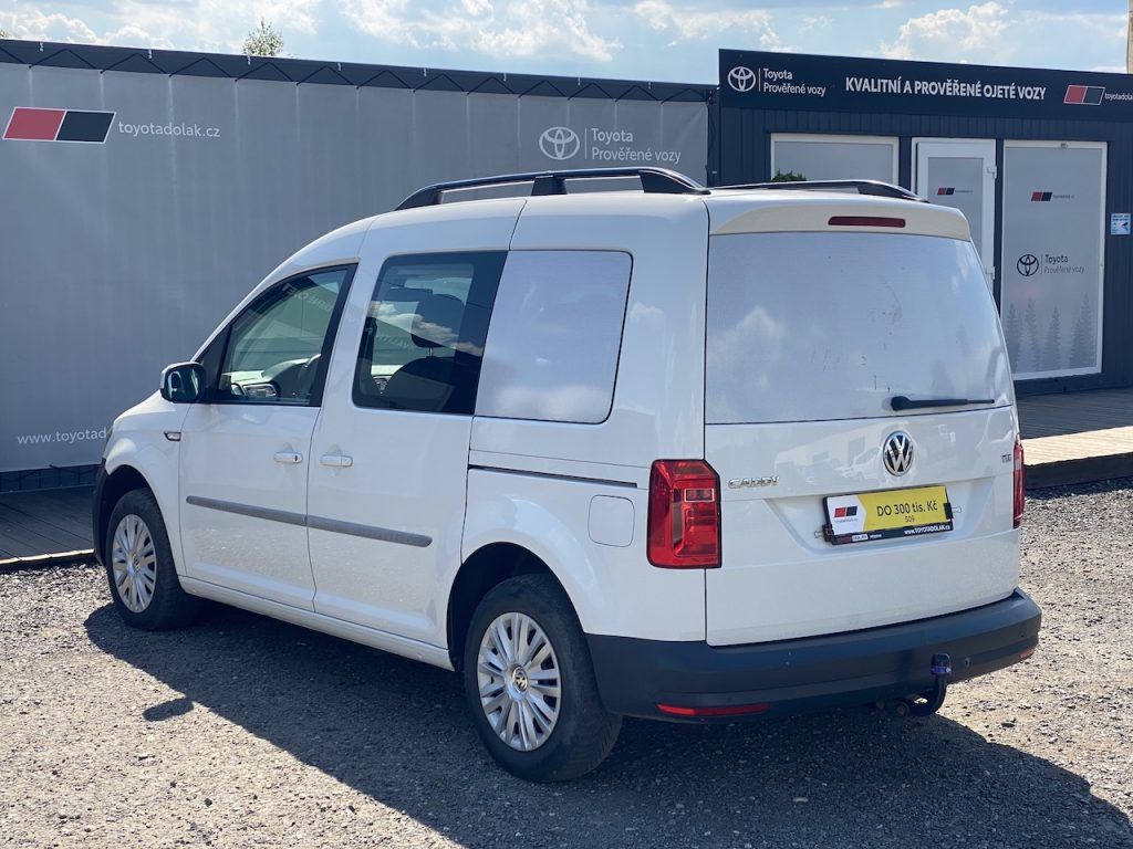 Volkswagen Caddy, 2.0TDi, manual, 2x kola, tažné - fotka 5