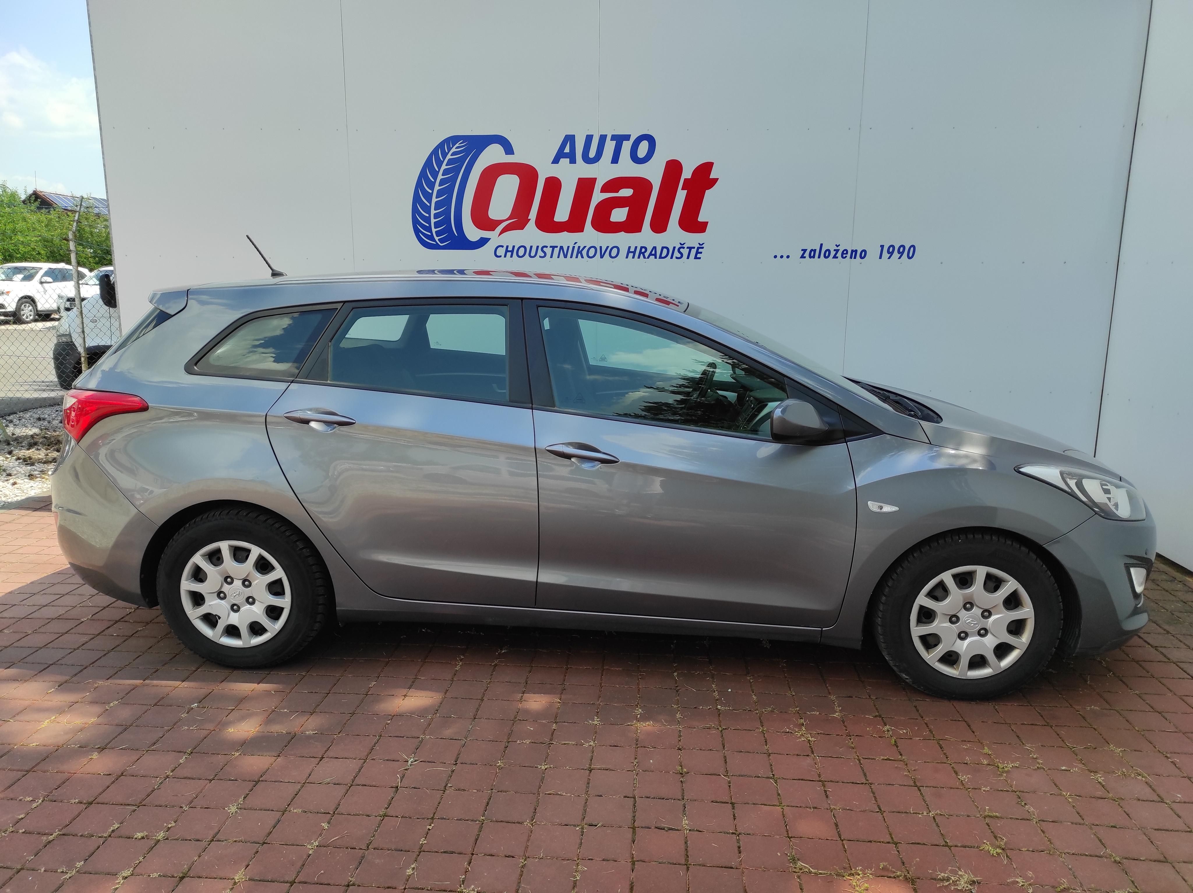 Hyundai i30, Kombi 1.6 CRDi ČR,SERVISKA,1.M - fotka 4